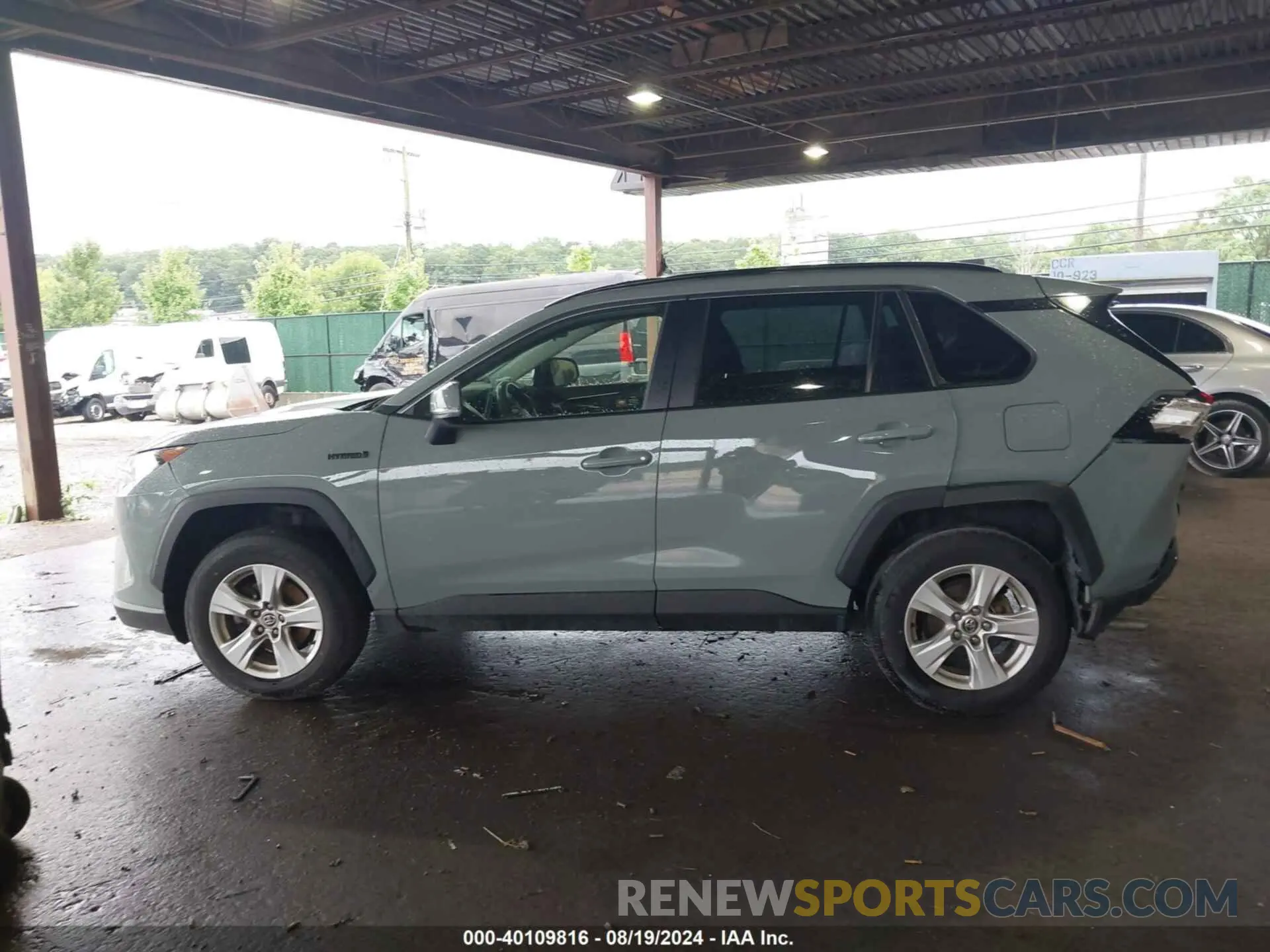 14 fotografías del automóvil dañado JTMR6RFV7LD005304 TOYOTA RAV4 HYBRID 2020