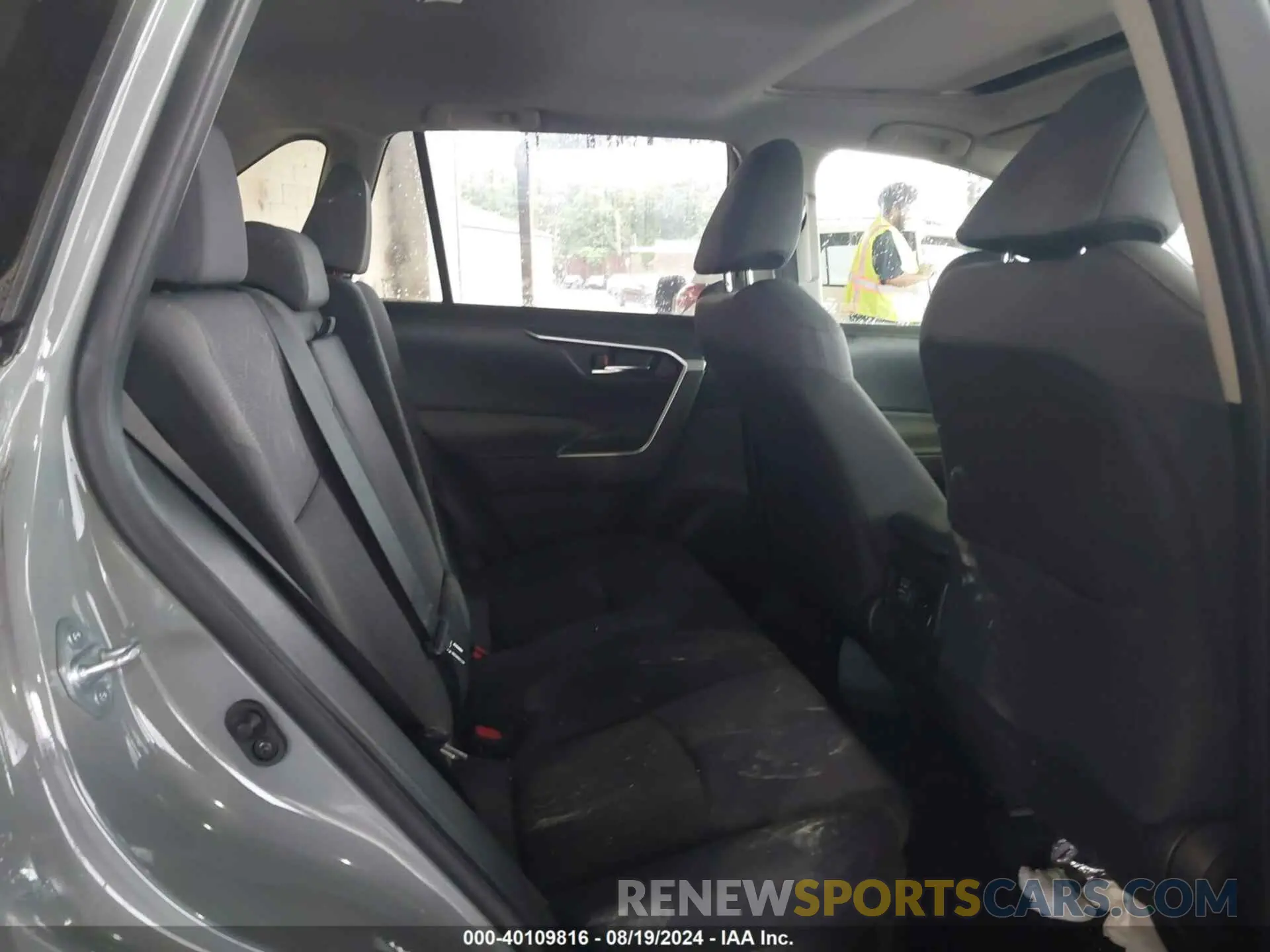 8 fotografías del automóvil dañado JTMR6RFV7LD005304 TOYOTA RAV4 HYBRID 2020
