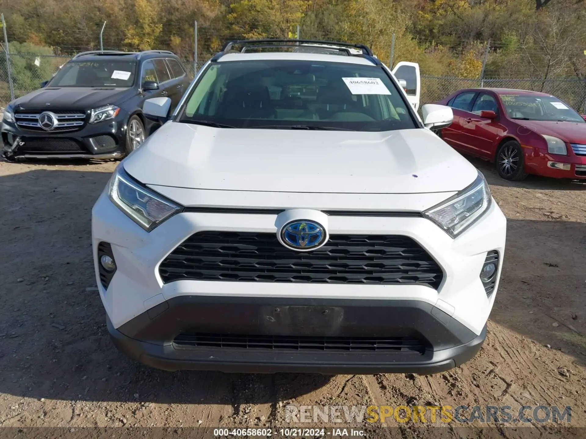12 fotografías del automóvil dañado JTMRWRFV3LD059649 TOYOTA RAV4 HYBRID 2020