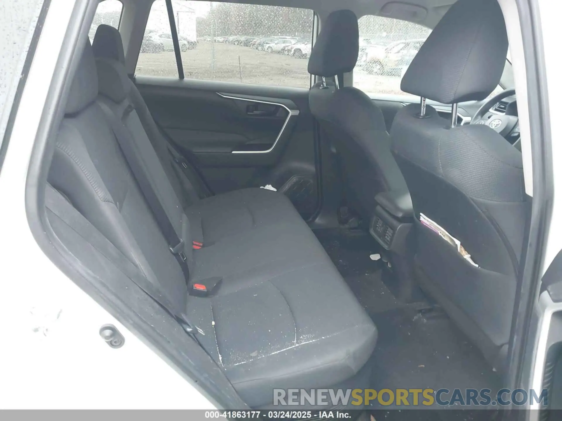 8 fotografías del automóvil dañado 2T3MWRFV6MW118143 TOYOTA RAV4 HYBRID 2021