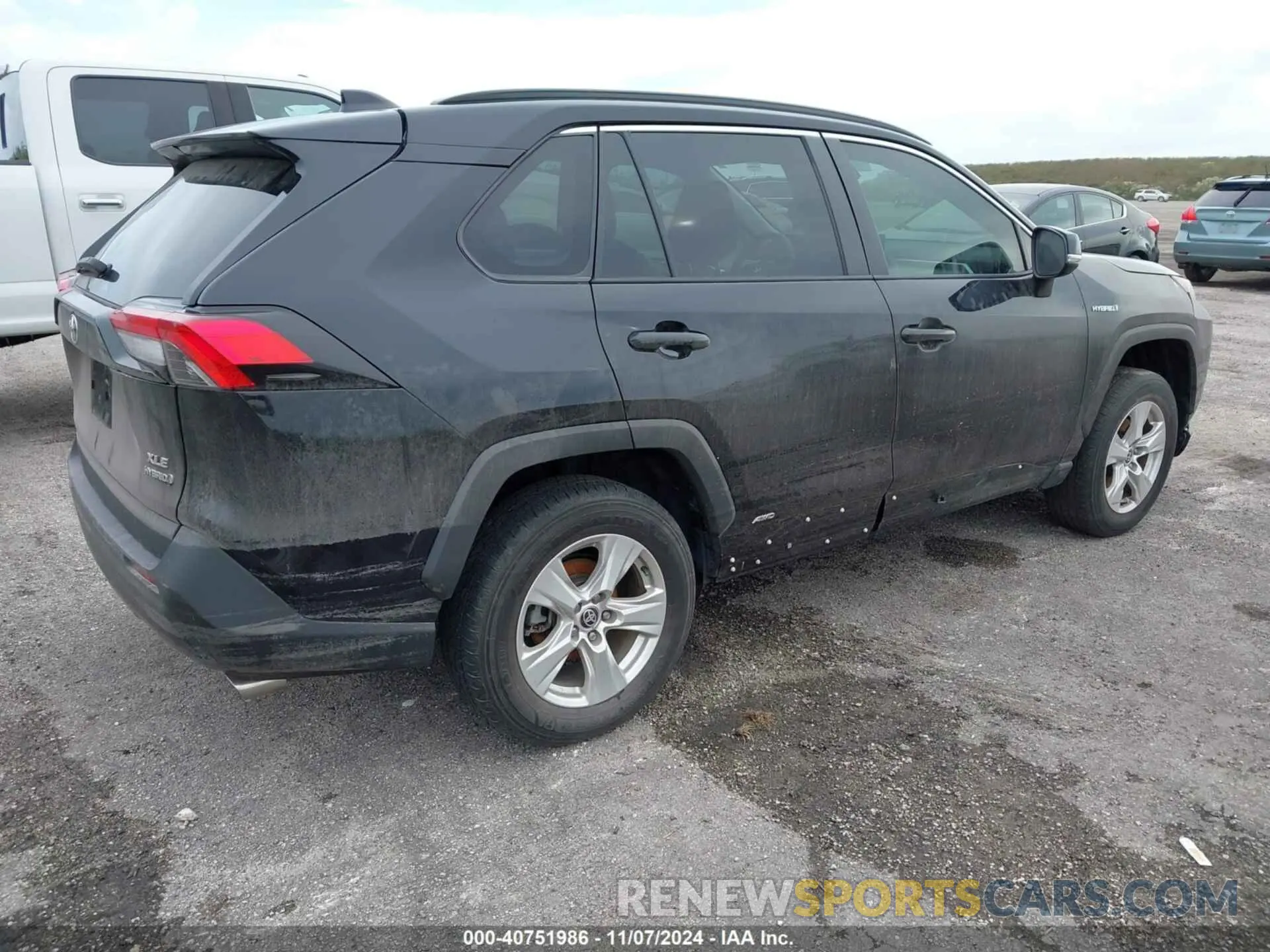 4 fotografías del automóvil dañado 2T3R6RFV0MW013569 TOYOTA RAV4 HYBRID 2021