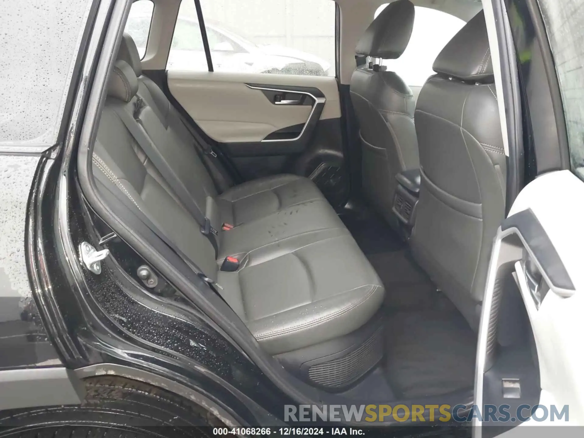 8 fotografías del automóvil dañado 2T3R6RFV3MW015039 TOYOTA RAV4 HYBRID 2021