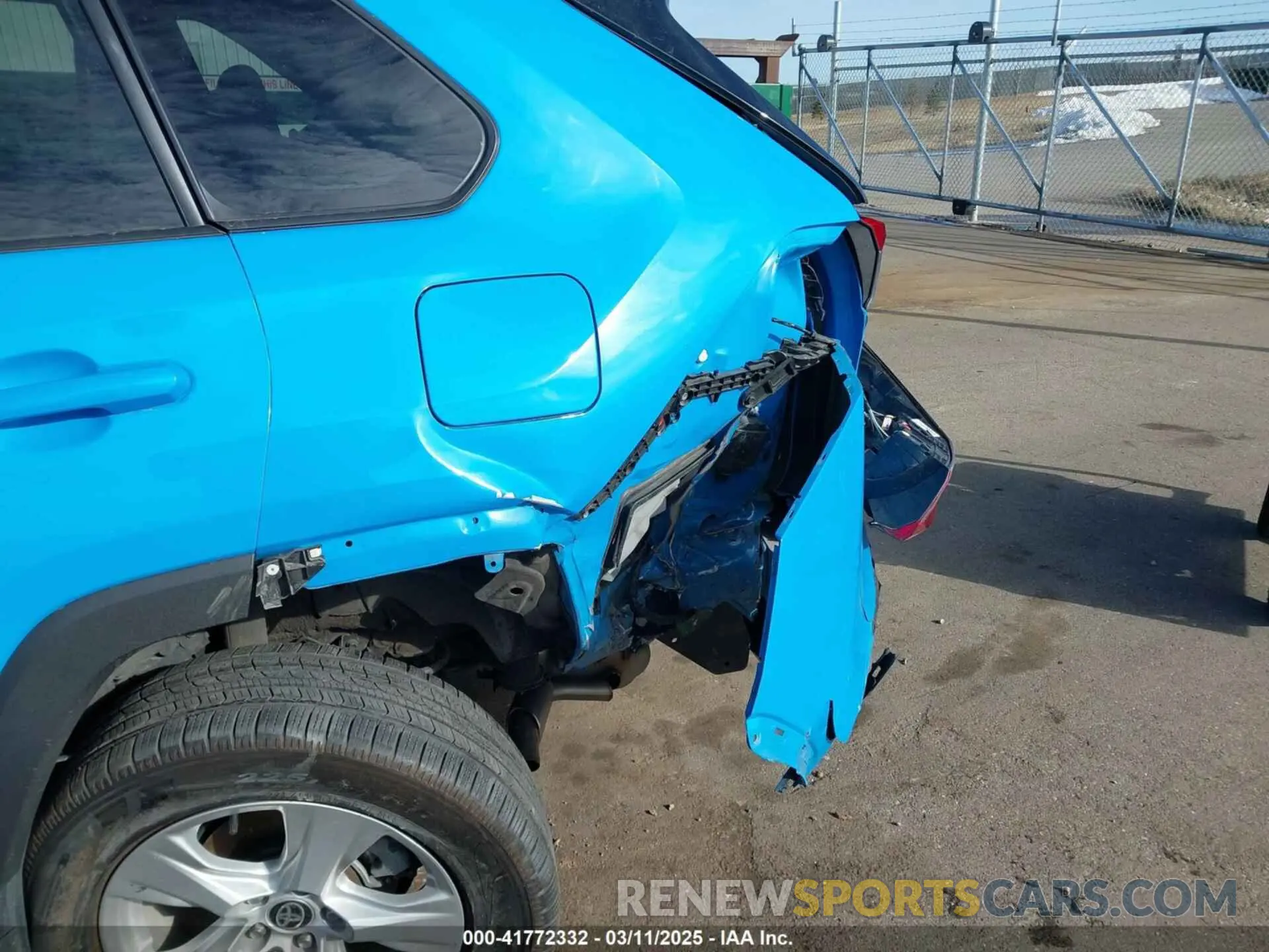 17 fotografías del automóvil dañado 2T3RWRFV5MW113117 TOYOTA RAV4 HYBRID 2021