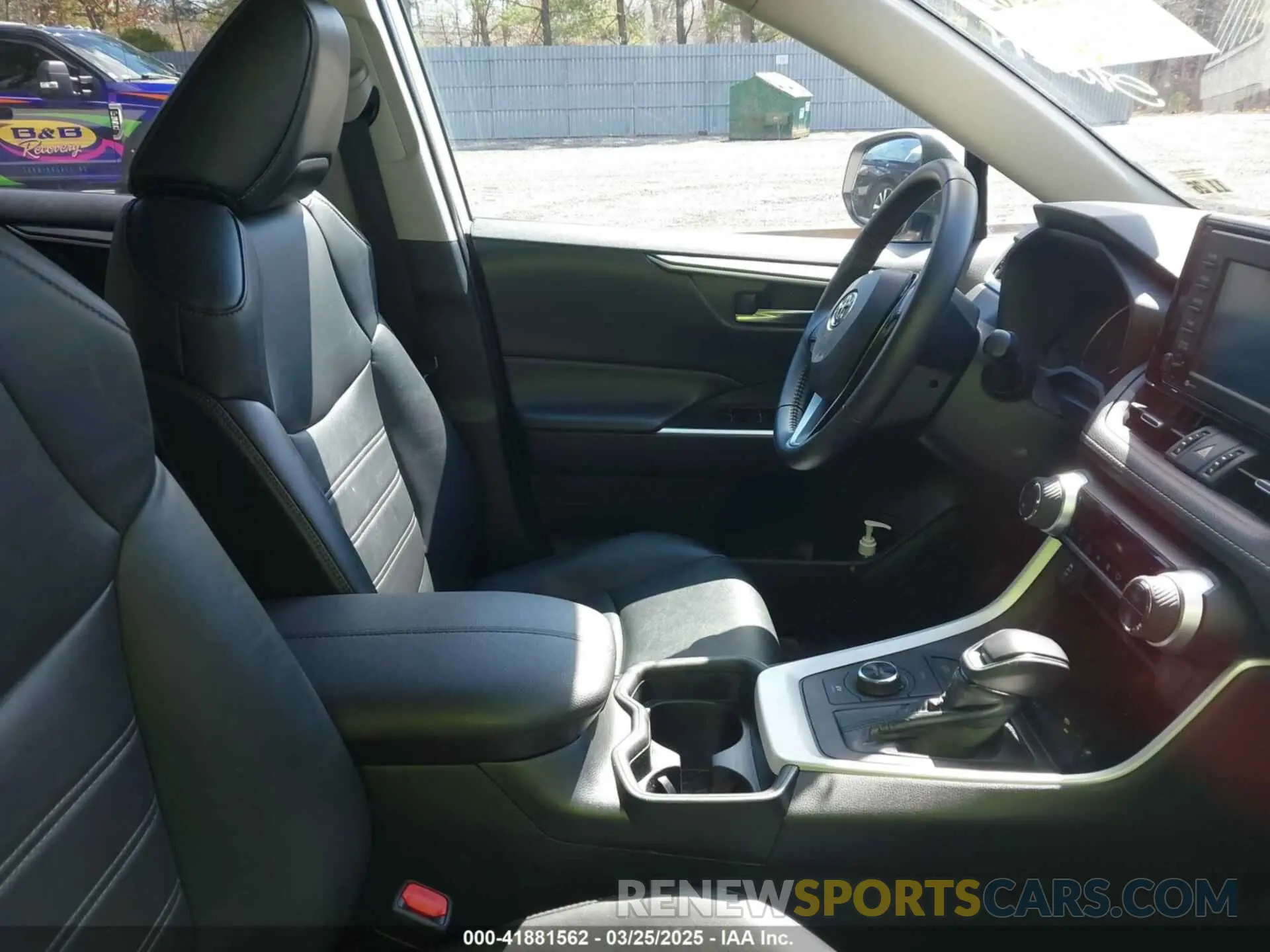 5 fotografías del automóvil dañado 4T3B6RFV6MU058050 TOYOTA RAV4 HYBRID 2021