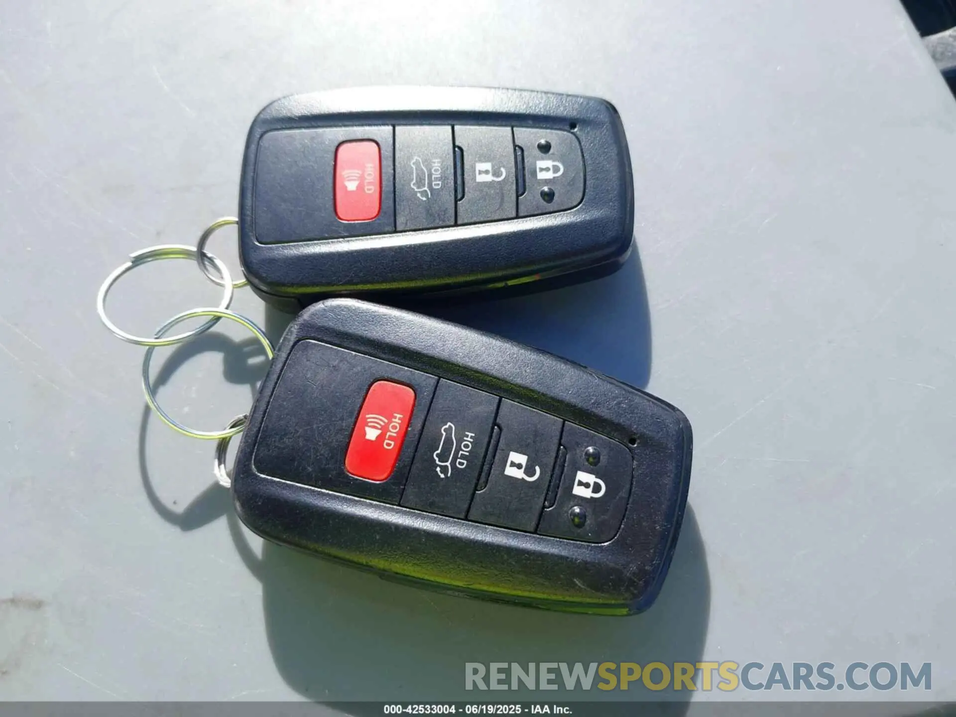 11 fotografías del automóvil dañado 4T3B6RFVXMU040585 TOYOTA RAV4 HYBRID 2021