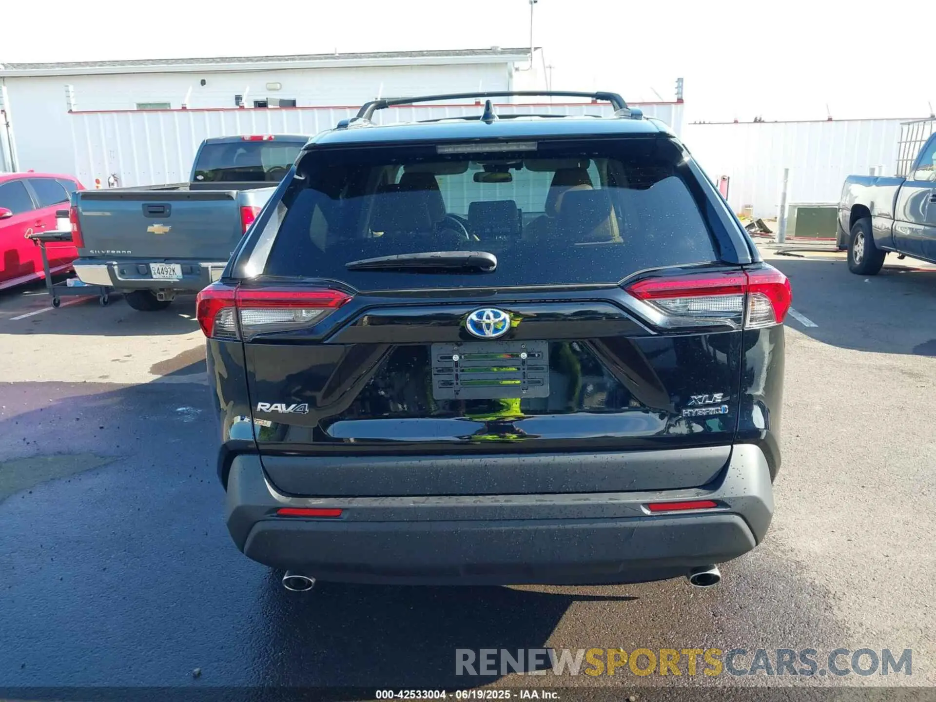 17 fotografías del automóvil dañado 4T3B6RFVXMU040585 TOYOTA RAV4 HYBRID 2021
