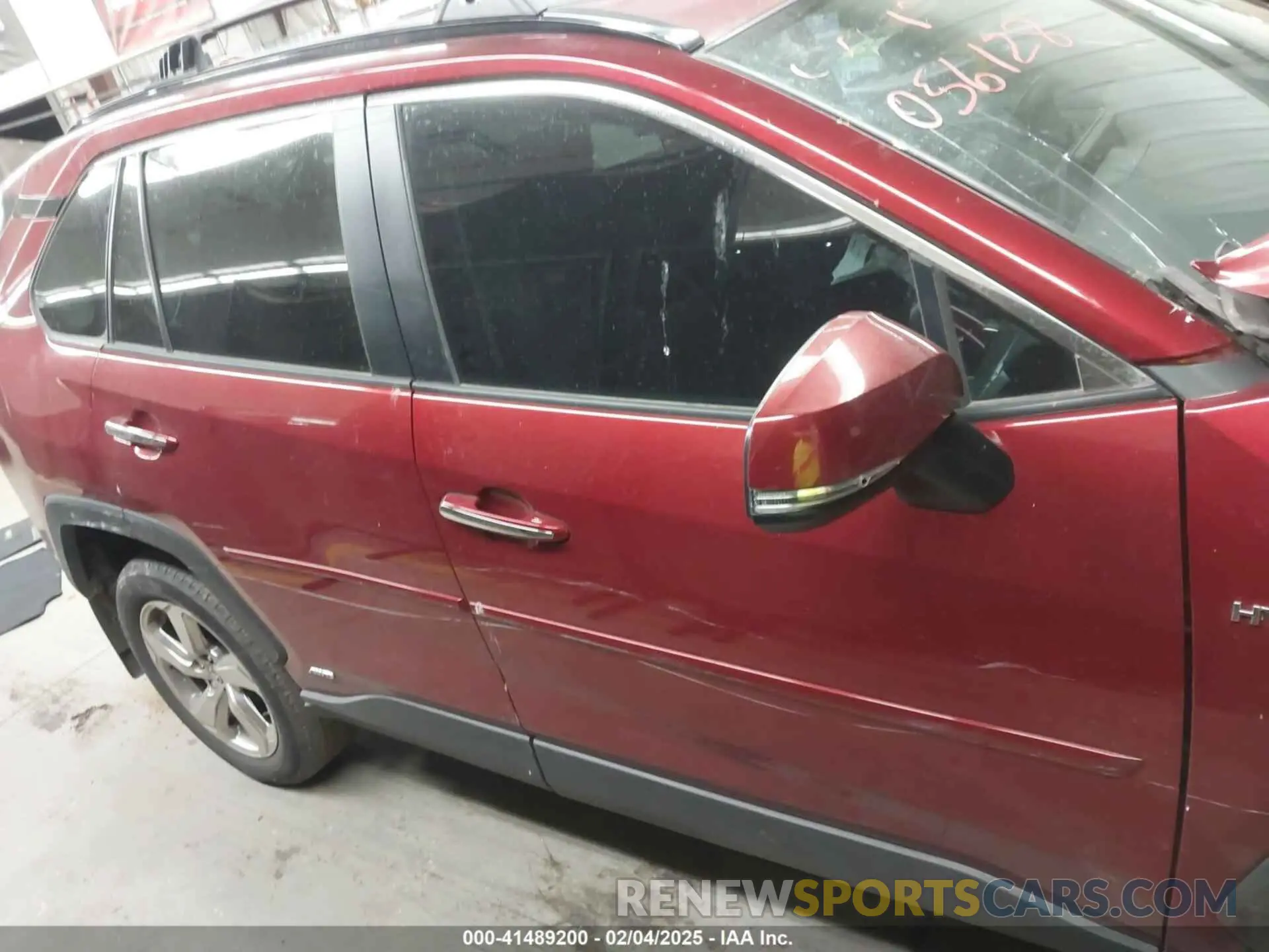 13 fotografías del automóvil dañado 4T3D6RFV6MU056128 TOYOTA RAV4 HYBRID 2021