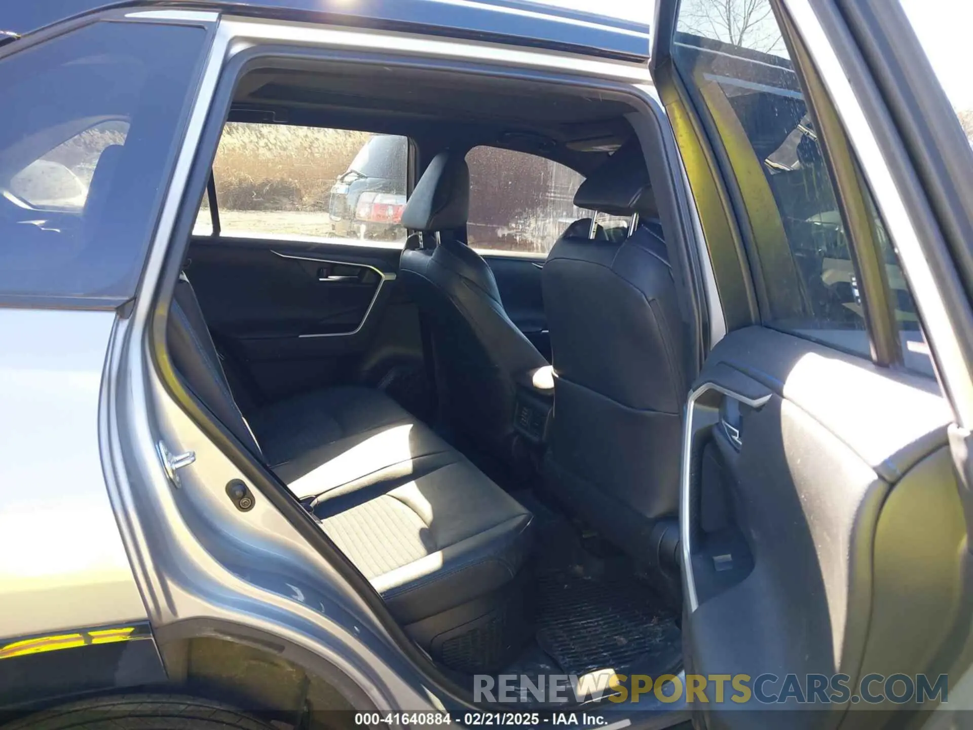 8 fotografías del automóvil dañado 4T3E6RFV7MU033736 TOYOTA RAV4 HYBRID 2021