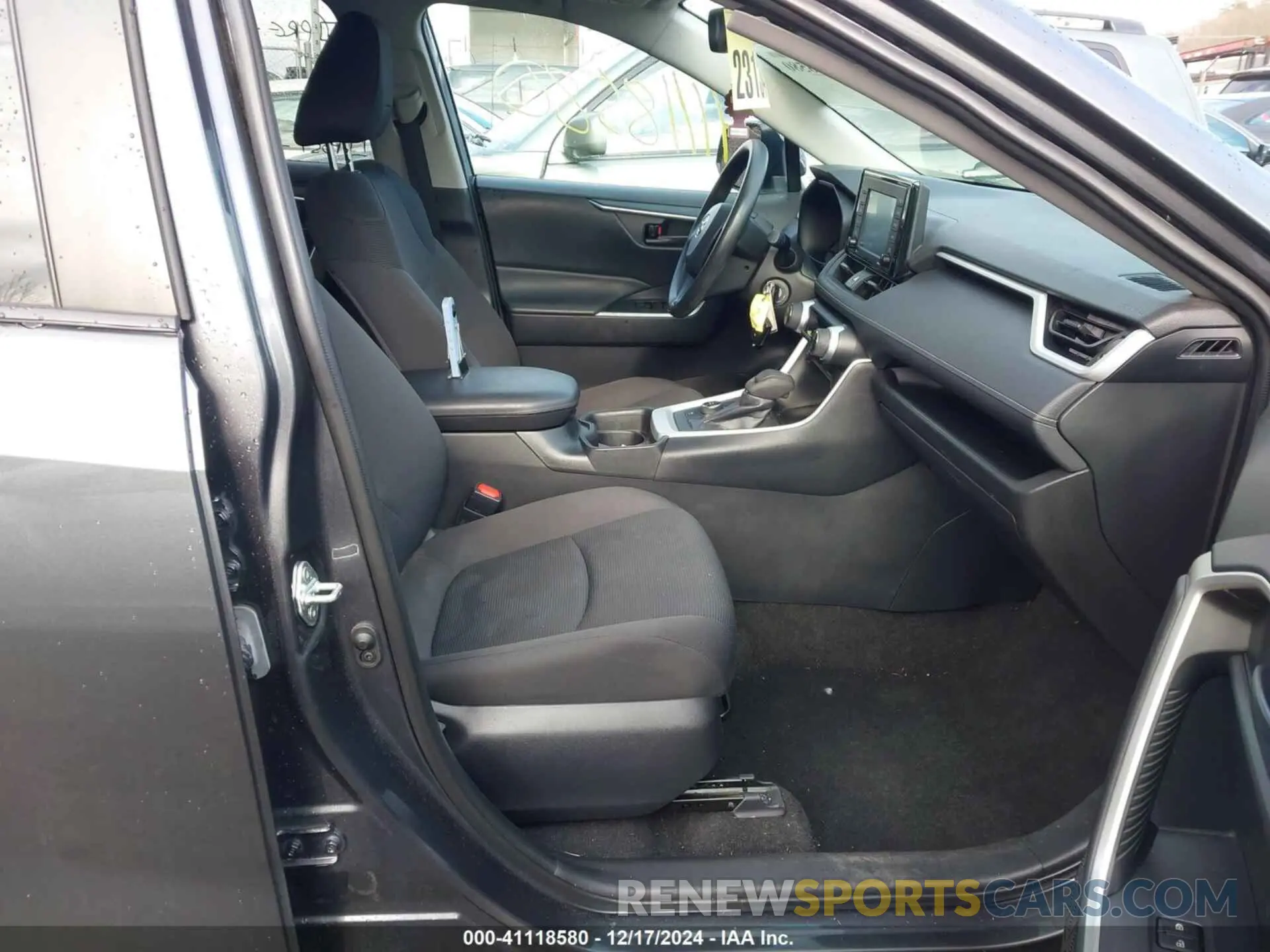 5 fotografías del automóvil dañado 4T3L6RFV2MU029035 TOYOTA RAV4 HYBRID 2021