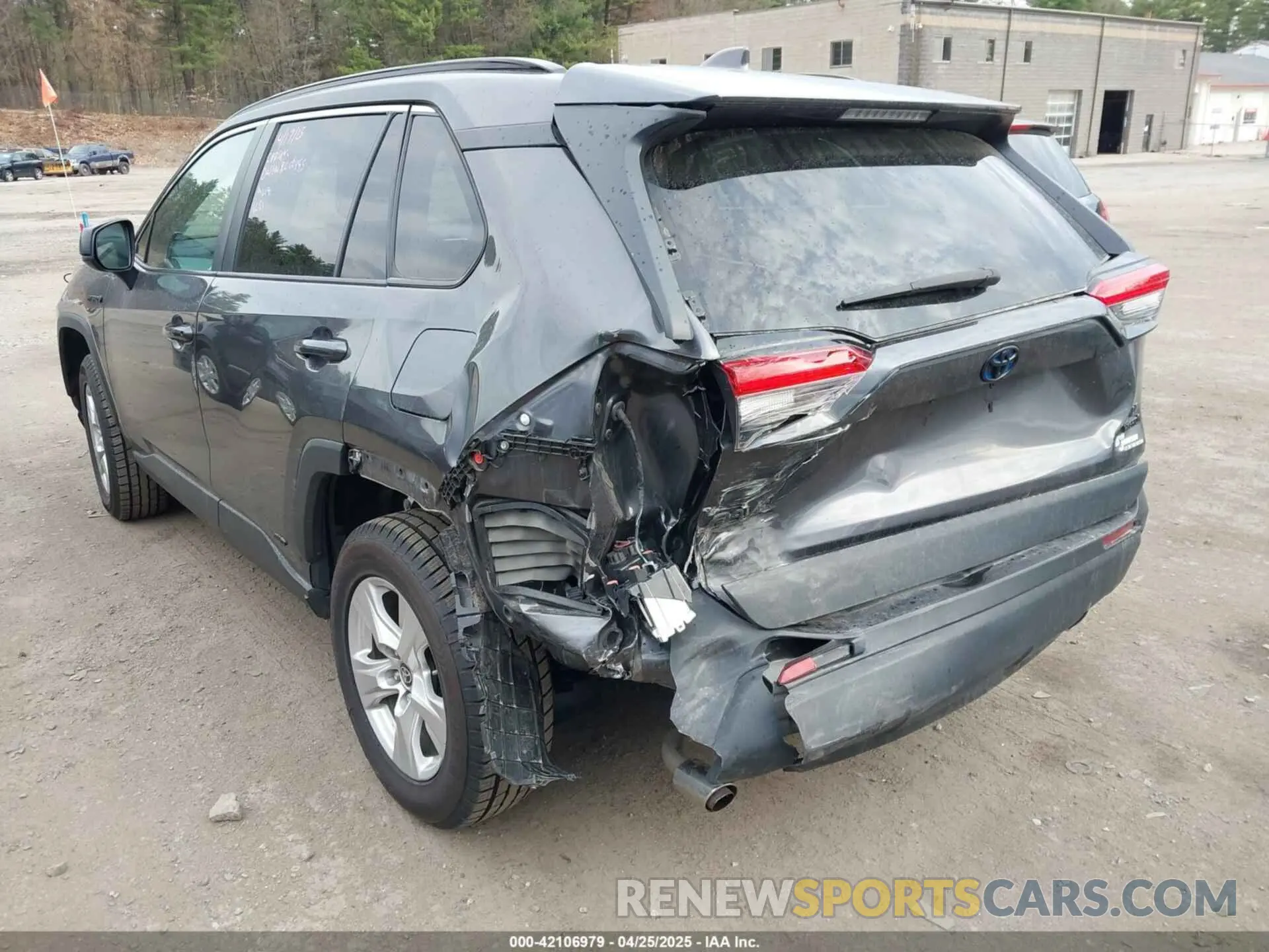 3 fotografías del automóvil dañado 4T3LWRFV3MU041338 TOYOTA RAV4 HYBRID 2021