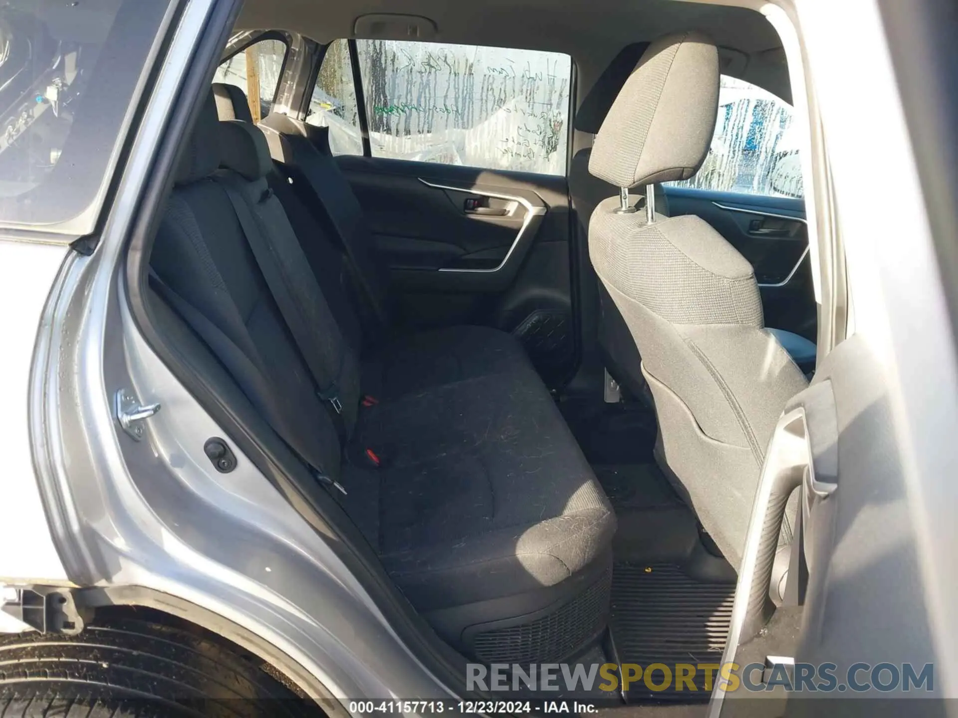 8 fotografías del automóvil dañado 4T3LWRFV7MU020055 TOYOTA RAV4 HYBRID 2021