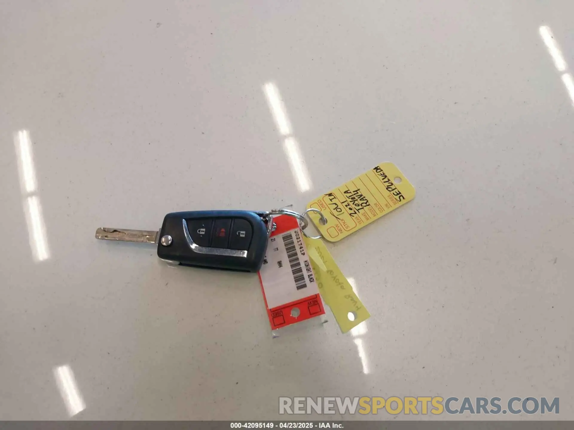 11 fotografías del automóvil dañado 4T3LWRFV7MU021741 TOYOTA RAV4 HYBRID 2021
