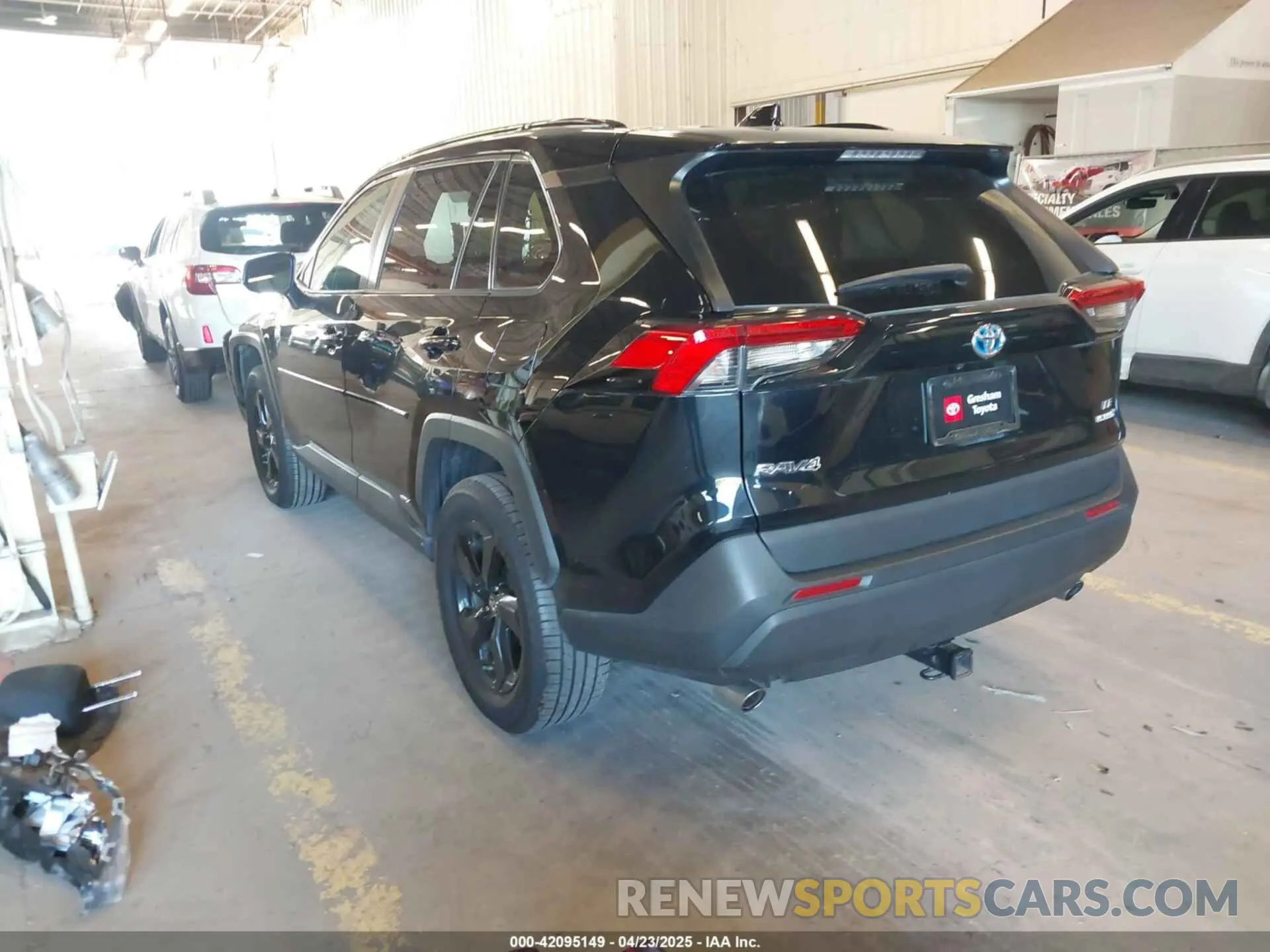 3 fotografías del automóvil dañado 4T3LWRFV7MU021741 TOYOTA RAV4 HYBRID 2021