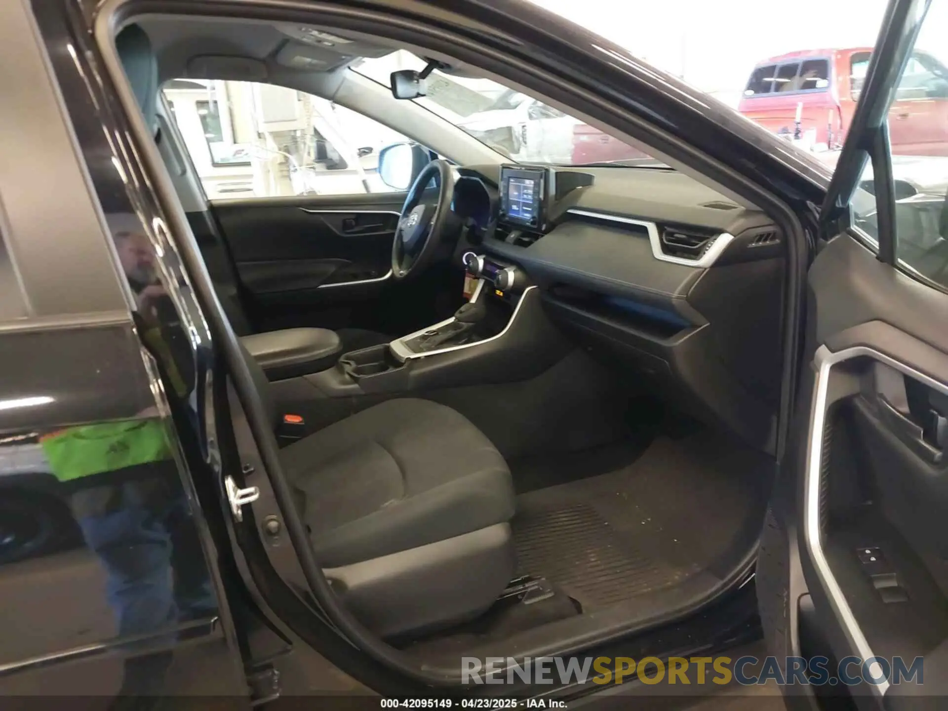 5 fotografías del automóvil dañado 4T3LWRFV7MU021741 TOYOTA RAV4 HYBRID 2021