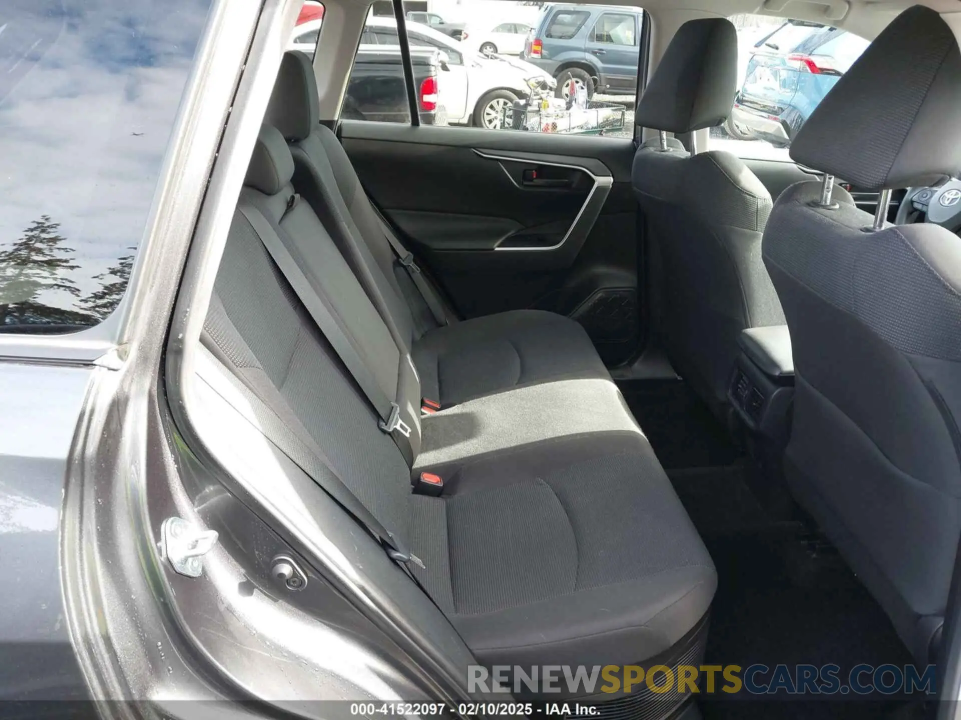 8 fotografías del automóvil dañado 4T3M6RFV7MU011263 TOYOTA RAV4 HYBRID 2021