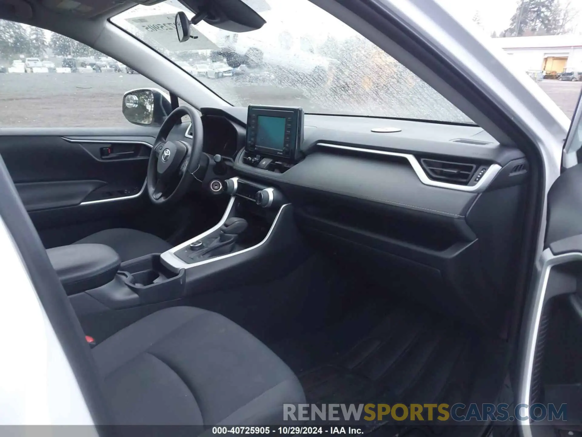 5 fotografías del automóvil dañado 4T3MWRFV3MU017772 TOYOTA RAV4 HYBRID 2021