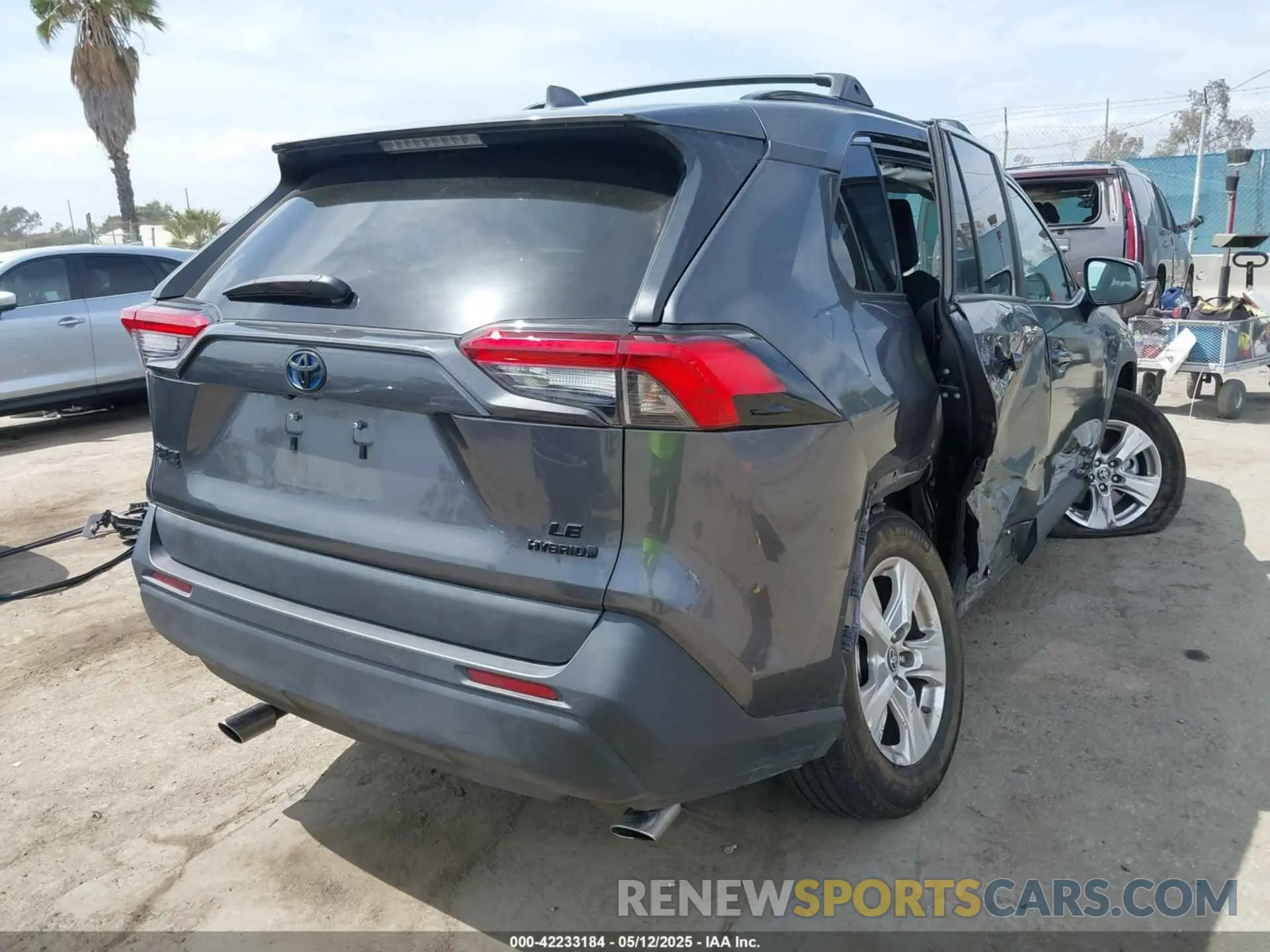 4 fotografías del automóvil dañado 4T3MWRFV3MU048813 TOYOTA RAV4 HYBRID 2021