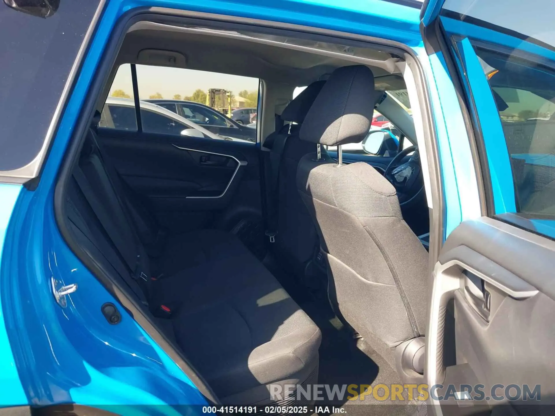 8 fotografías del automóvil dañado 4T3MWRFVXMU023035 TOYOTA RAV4 HYBRID 2021