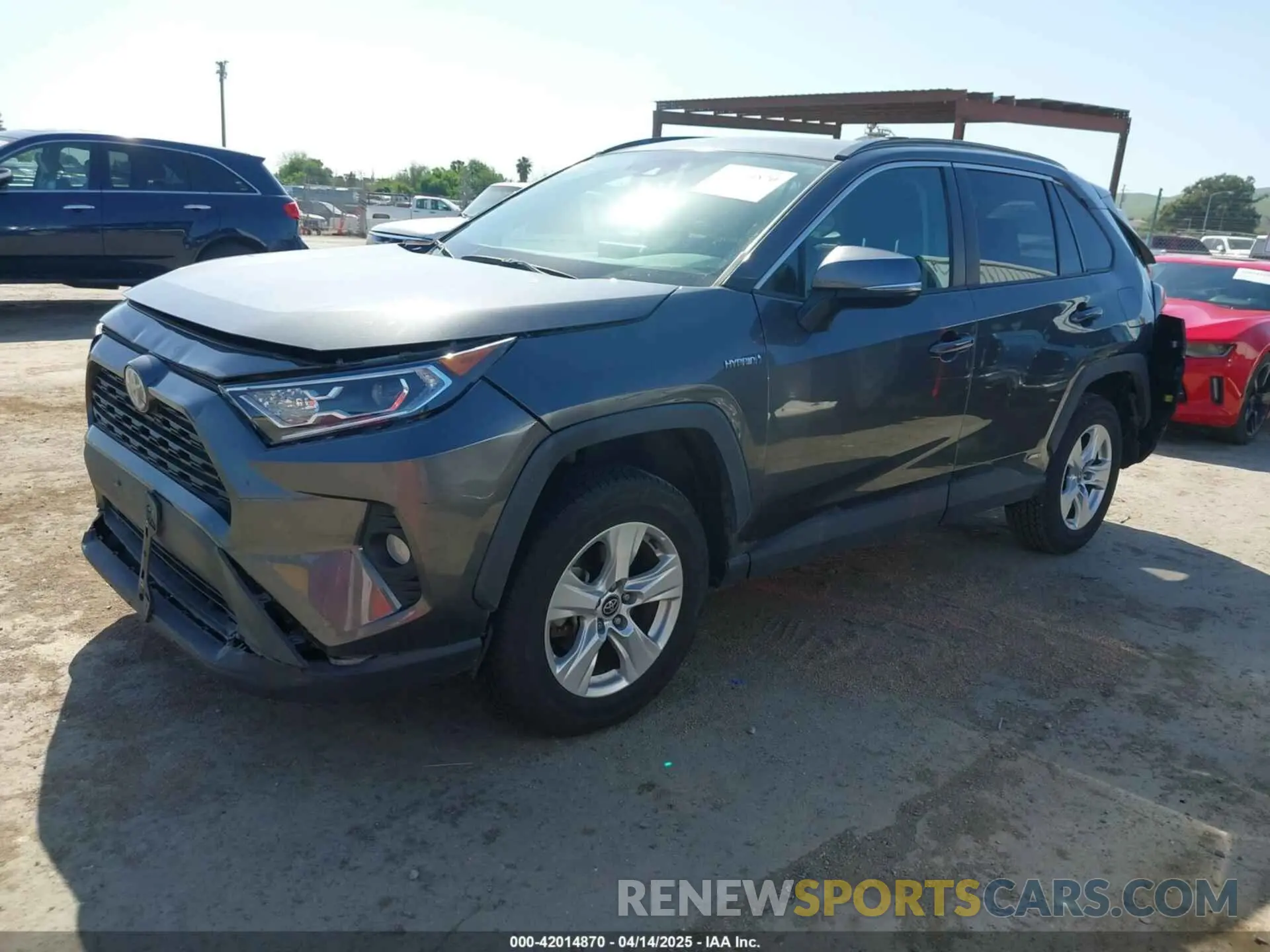 2 fotografías del automóvil dañado 4T3R6RFV3MU018796 TOYOTA RAV4 HYBRID 2021