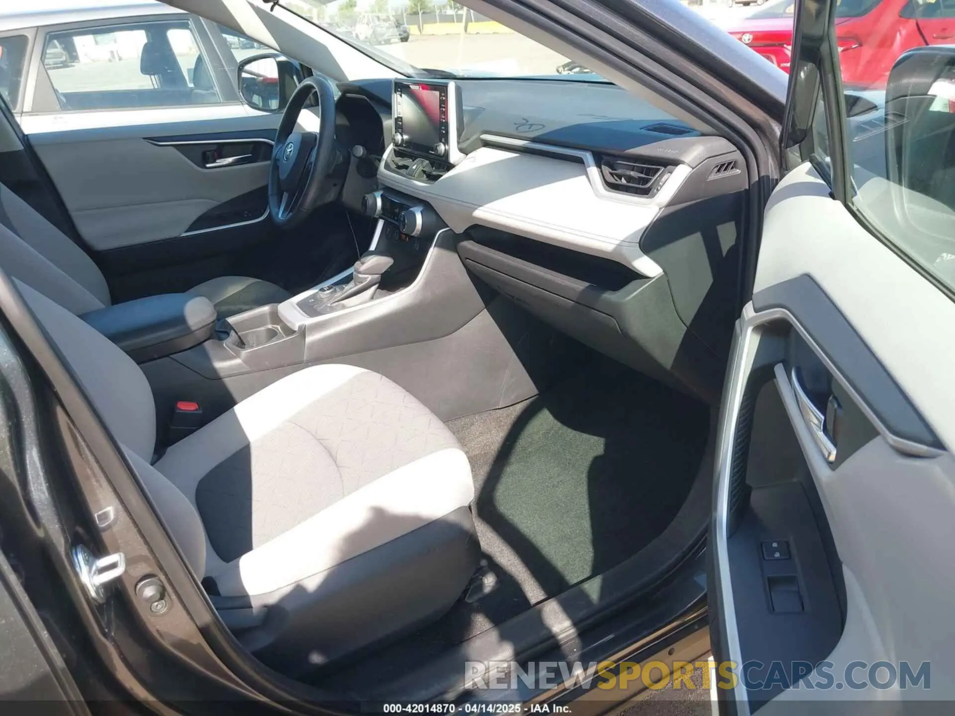 5 fotografías del automóvil dañado 4T3R6RFV3MU018796 TOYOTA RAV4 HYBRID 2021