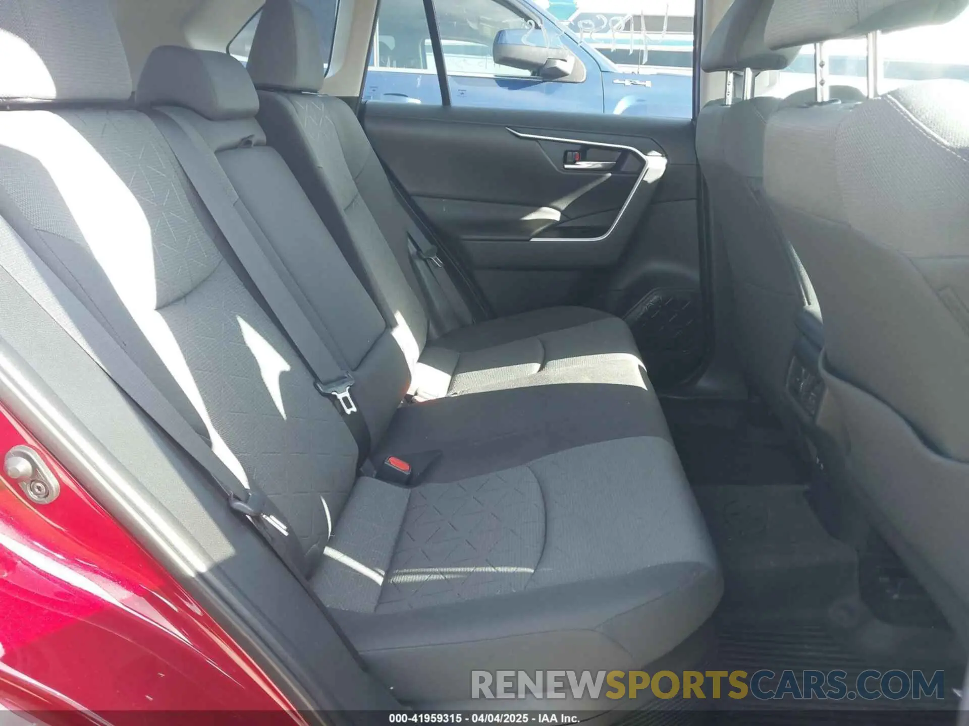 8 fotografías del automóvil dañado 4T3RWRFV0MU024121 TOYOTA RAV4 HYBRID 2021
