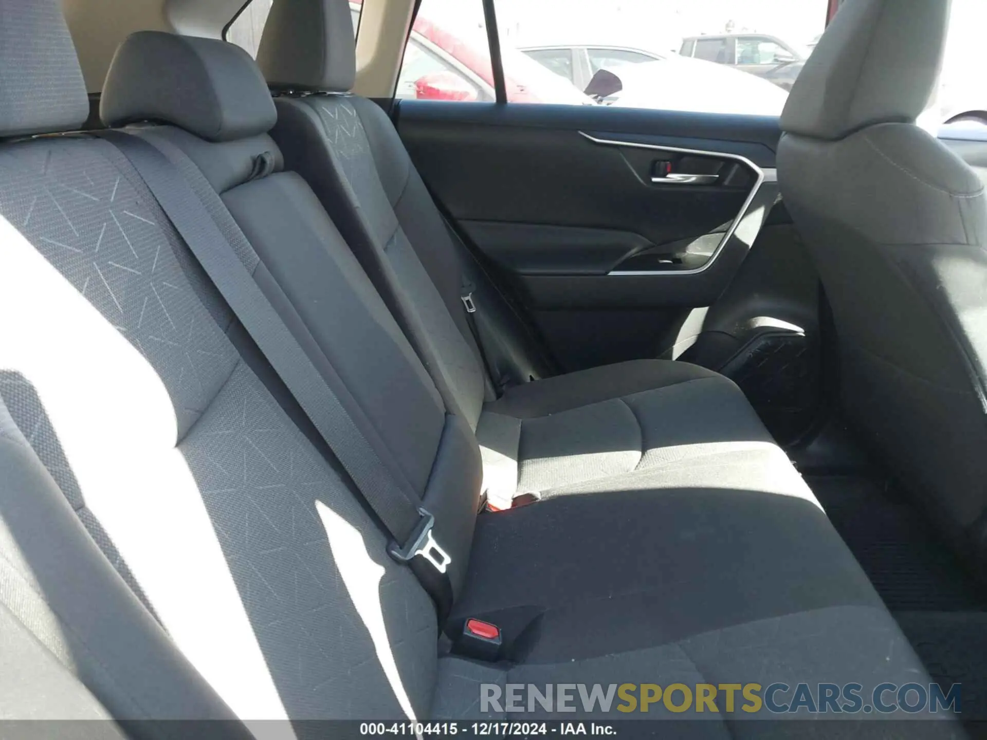8 fotografías del automóvil dañado 4T3RWRFV0MU035149 TOYOTA RAV4 HYBRID 2021
