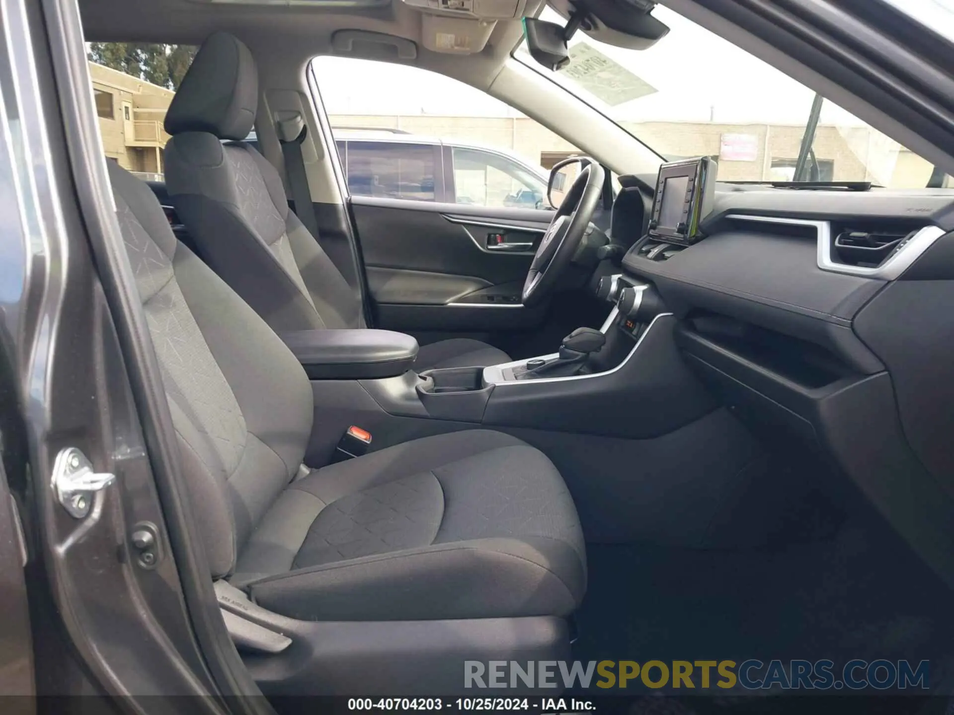 5 fotografías del automóvil dañado 4T3RWRFV2MU032981 TOYOTA RAV4 HYBRID 2021