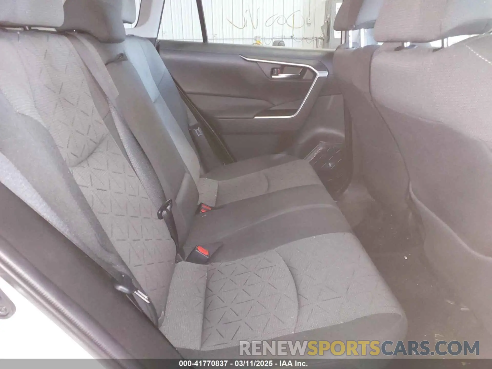 8 fotografías del automóvil dañado 4T3RWRFV2MU040854 TOYOTA RAV4 HYBRID 2021
