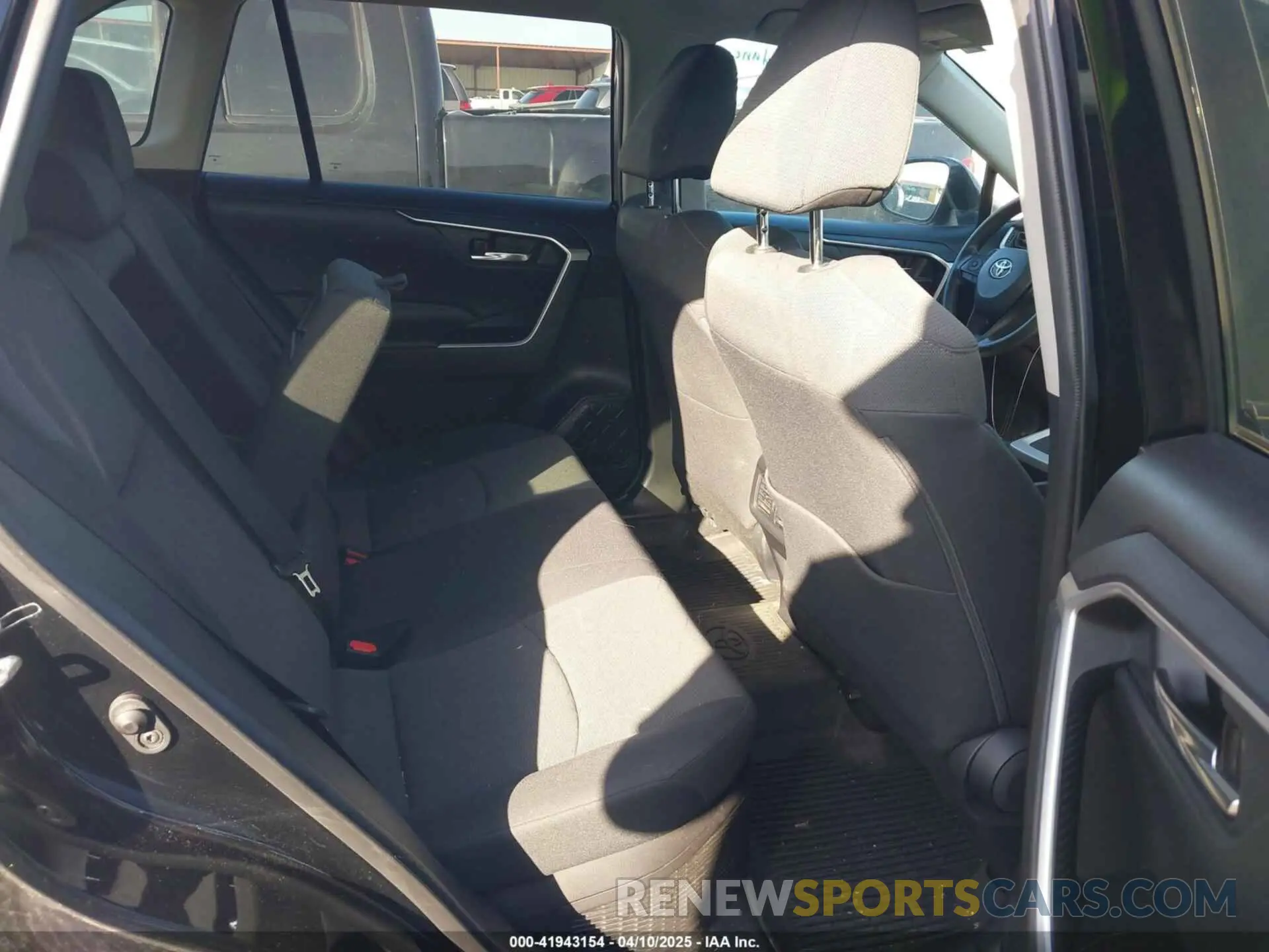 8 fotografías del automóvil dañado 4T3RWRFV5MU012238 TOYOTA RAV4 HYBRID 2021