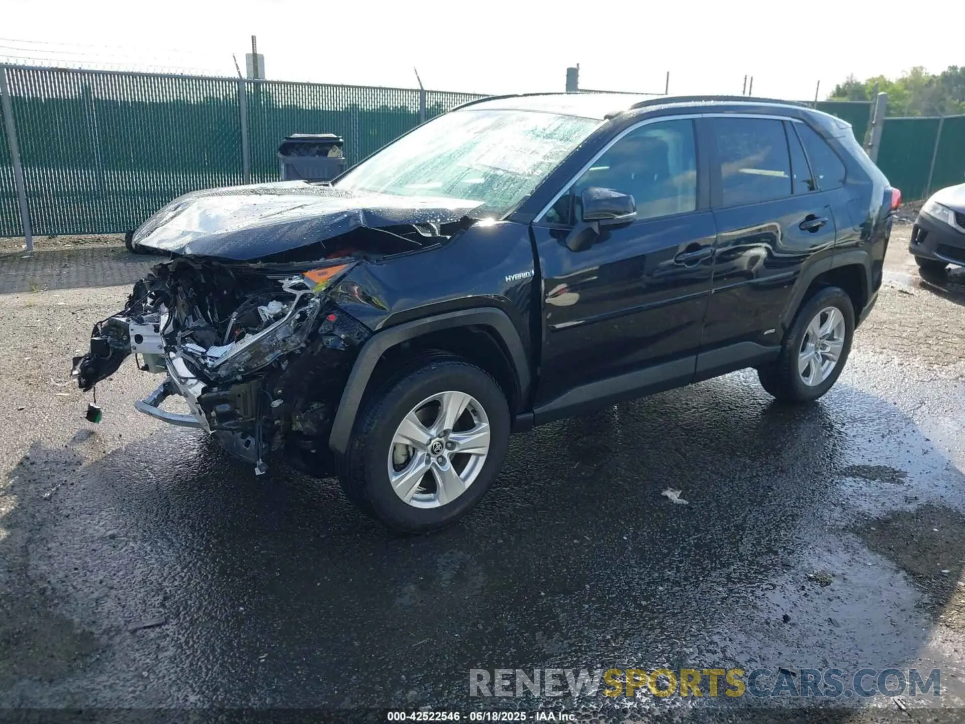 2 fotografías del automóvil dañado 4T3RWRFV7MU033916 TOYOTA RAV4 HYBRID 2021