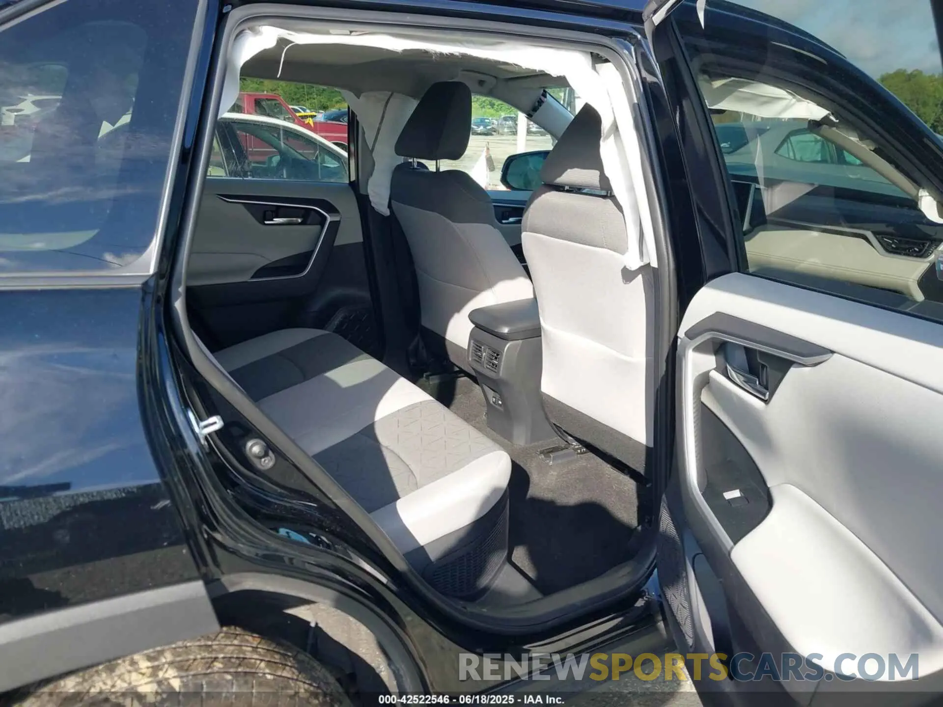 8 fotografías del automóvil dañado 4T3RWRFV7MU033916 TOYOTA RAV4 HYBRID 2021
