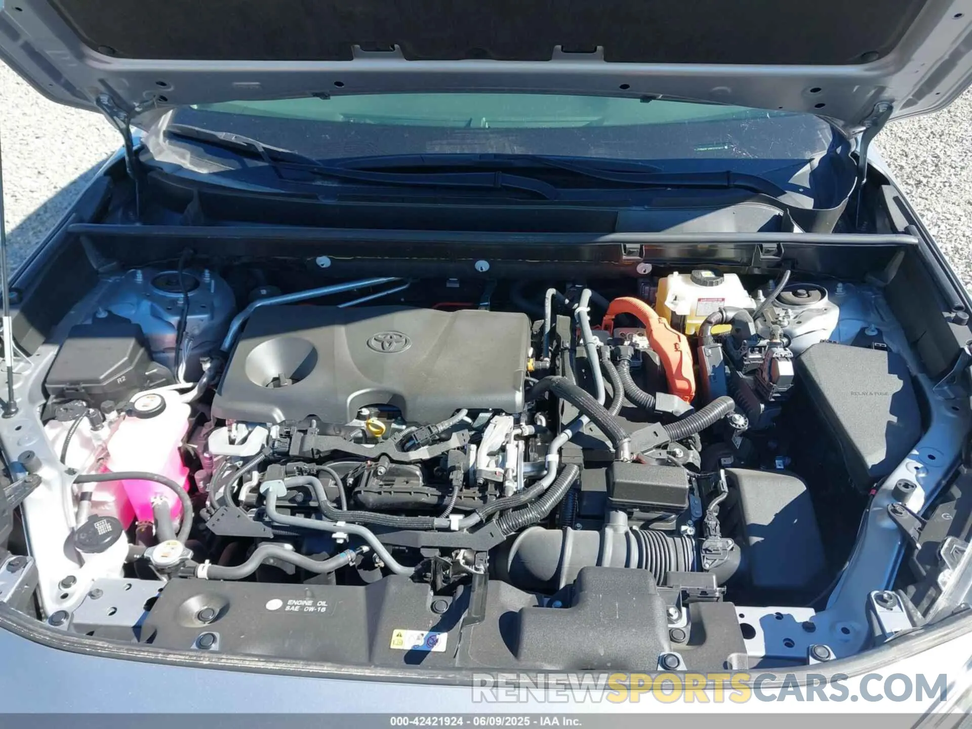 10 fotografías del automóvil dañado JTMB6RFV9MD020437 TOYOTA RAV4 HYBRID 2021