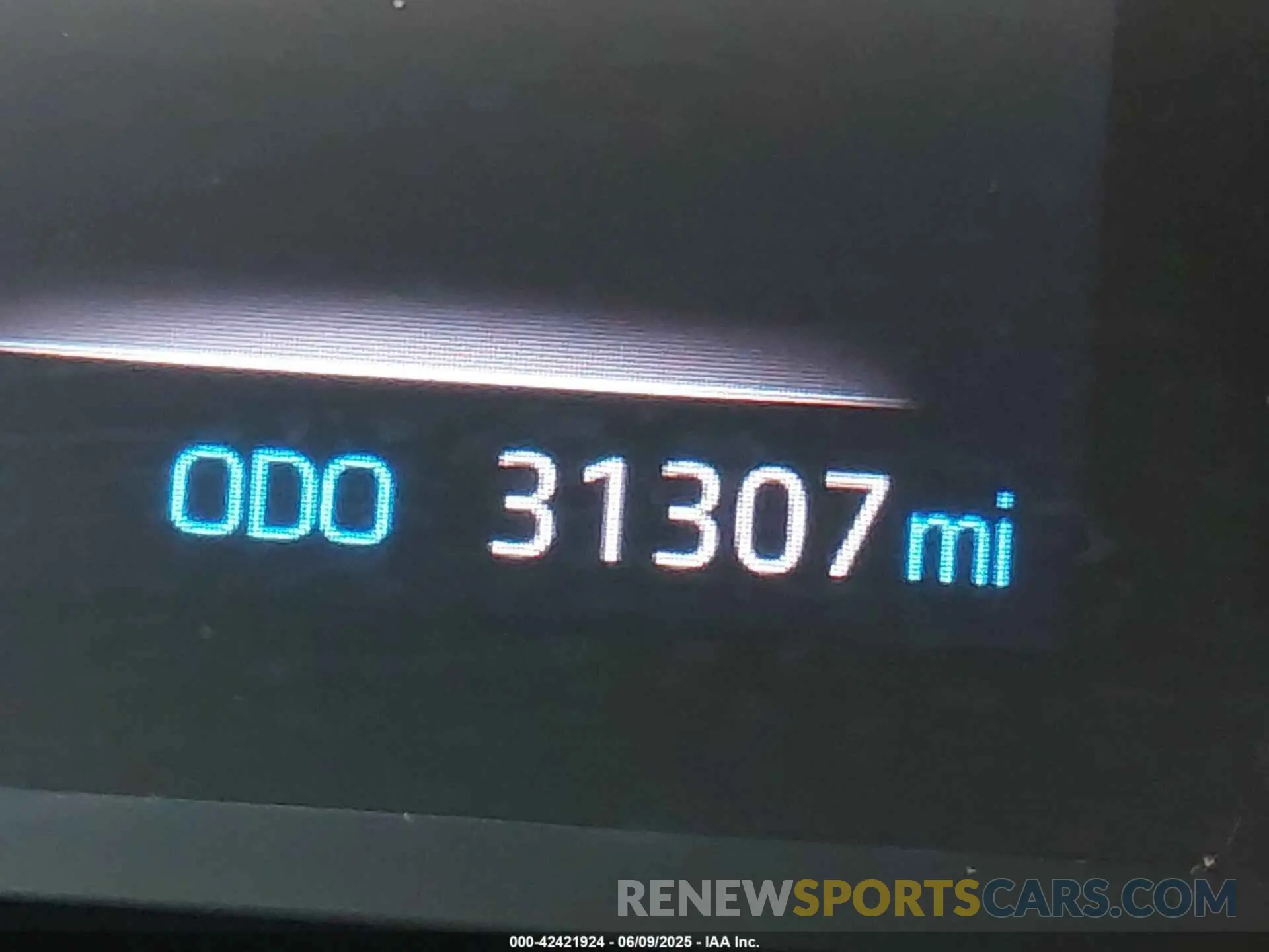 14 fotografías del automóvil dañado JTMB6RFV9MD020437 TOYOTA RAV4 HYBRID 2021