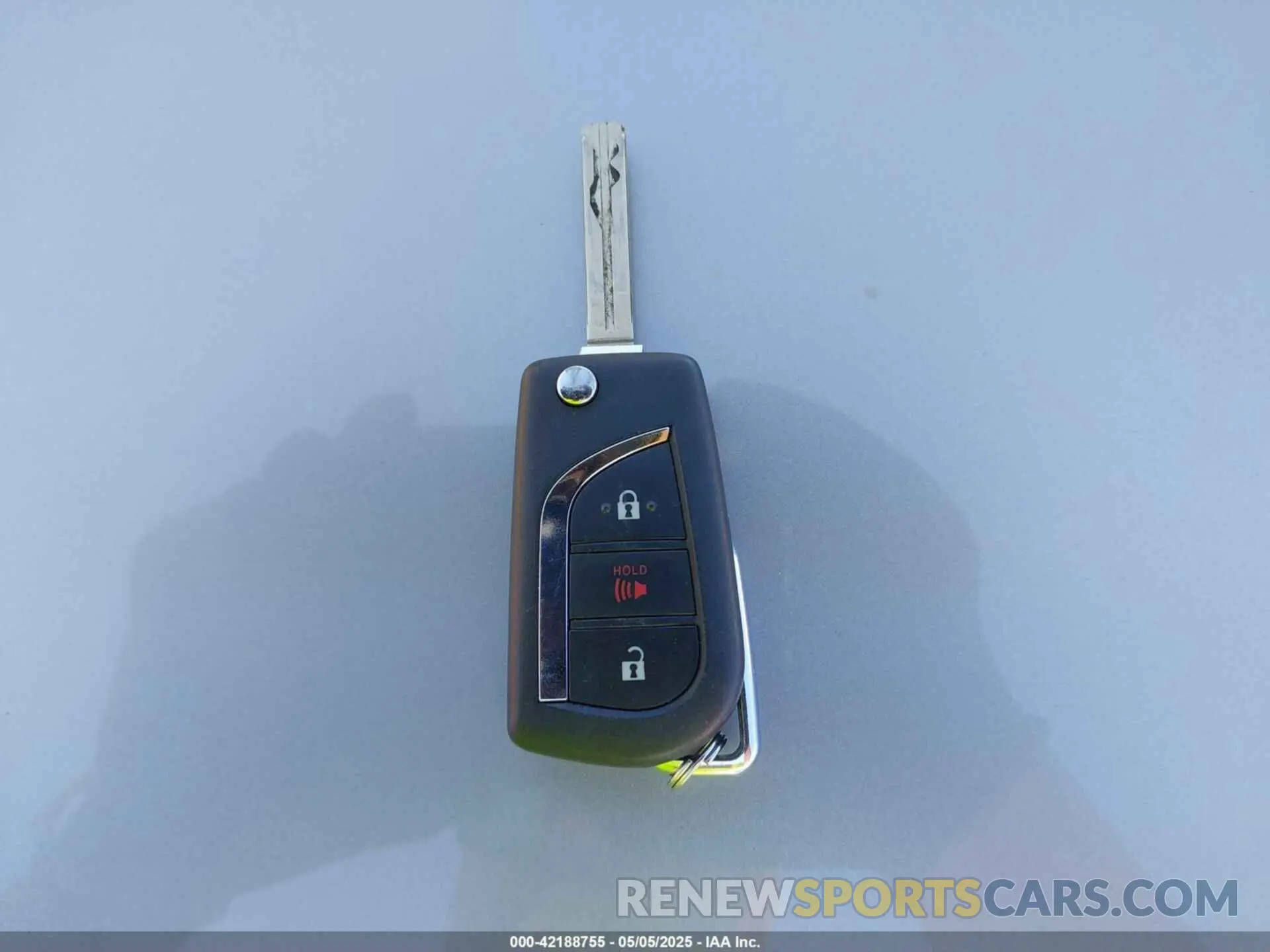 11 fotografías del automóvil dañado JTMMWRFV2MD122204 TOYOTA RAV4 HYBRID 2021