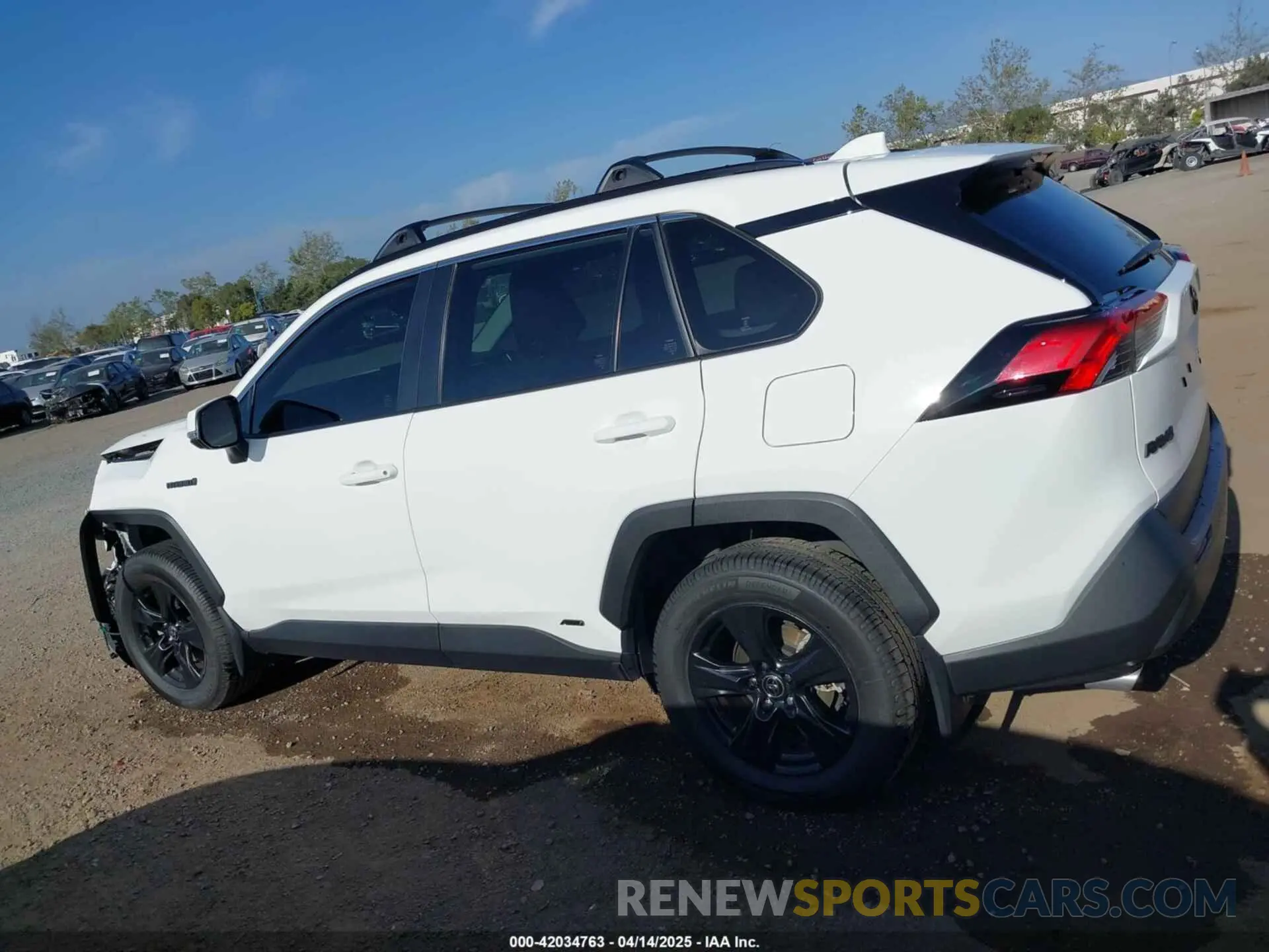 14 fotografías del automóvil dañado JTMRWRFV1MD107344 TOYOTA RAV4 HYBRID 2021