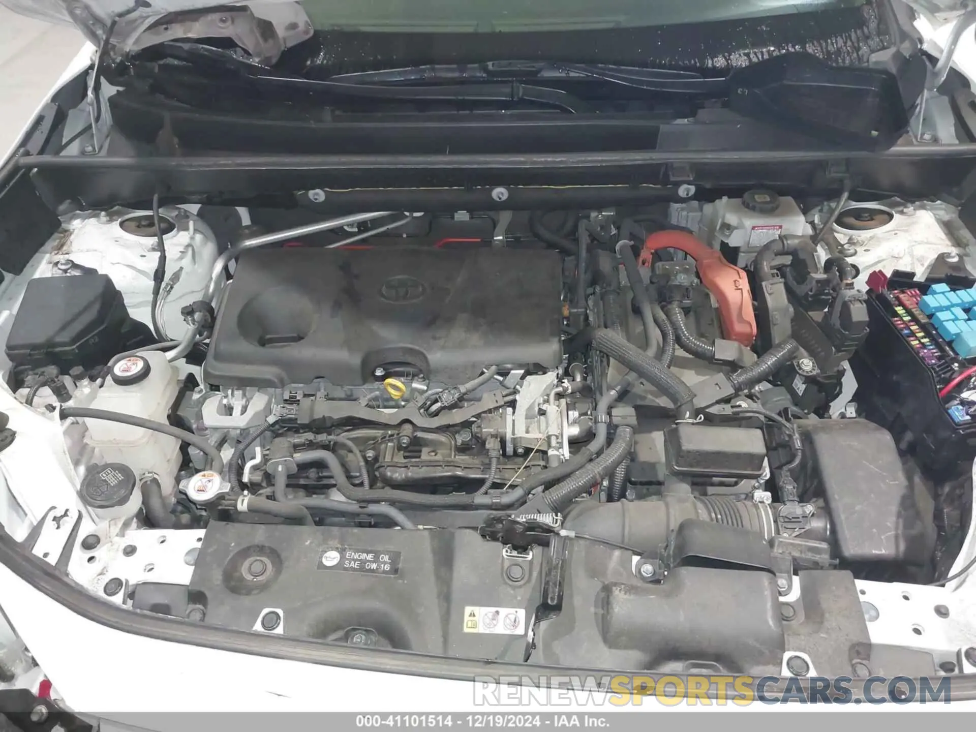 10 fotografías del automóvil dañado JTMRWRFV1MD127447 TOYOTA RAV4 HYBRID 2021