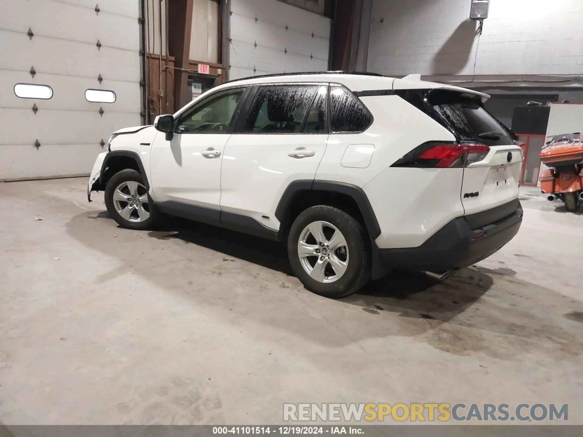 3 fotografías del automóvil dañado JTMRWRFV1MD127447 TOYOTA RAV4 HYBRID 2021