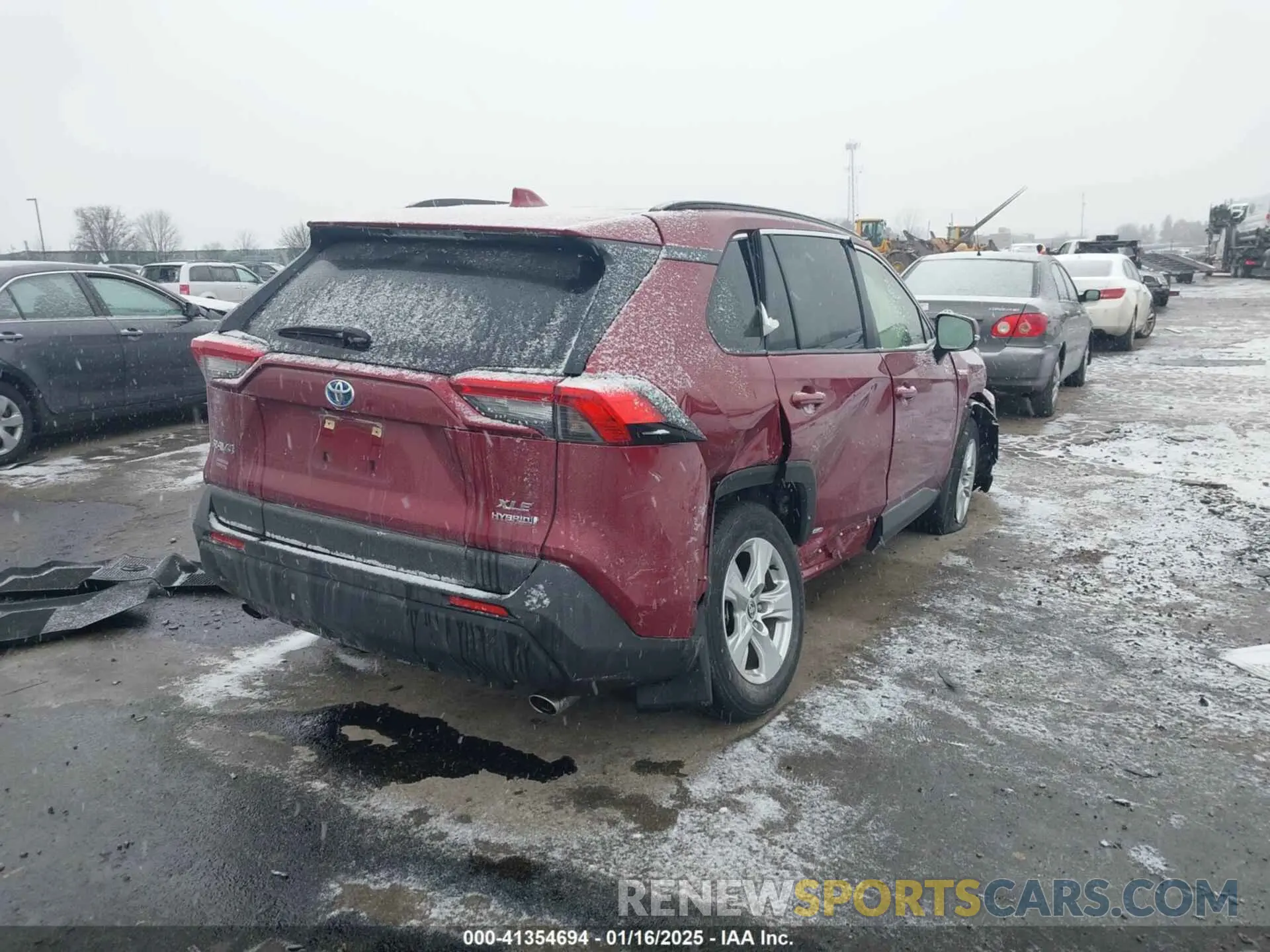 4 fotografías del automóvil dañado JTMRWRFV8MD123198 TOYOTA RAV4 HYBRID 2021