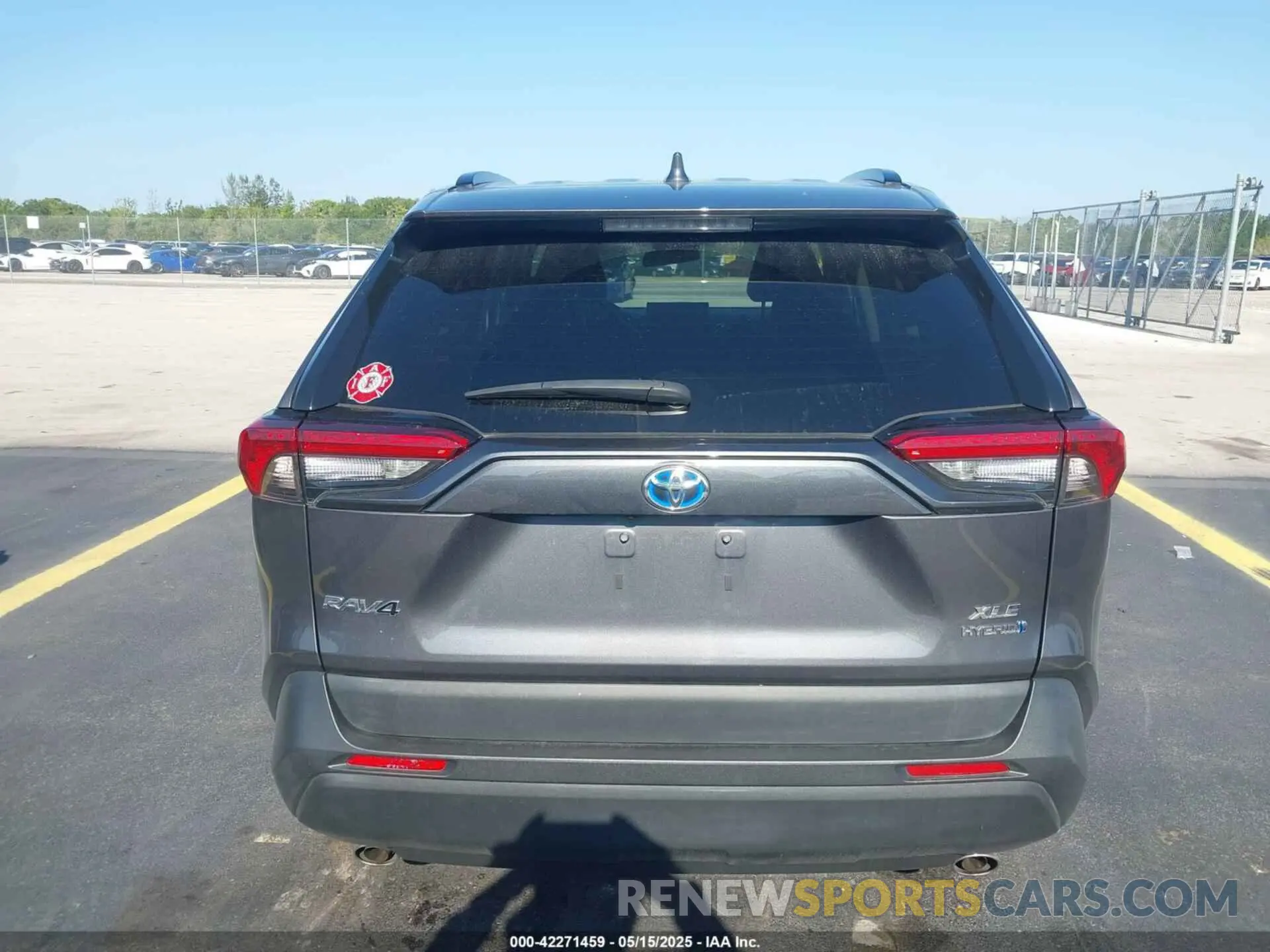 16 fotografías del automóvil dañado 2T3B6RFV5NW037465 TOYOTA RAV4 HYBRID 2022