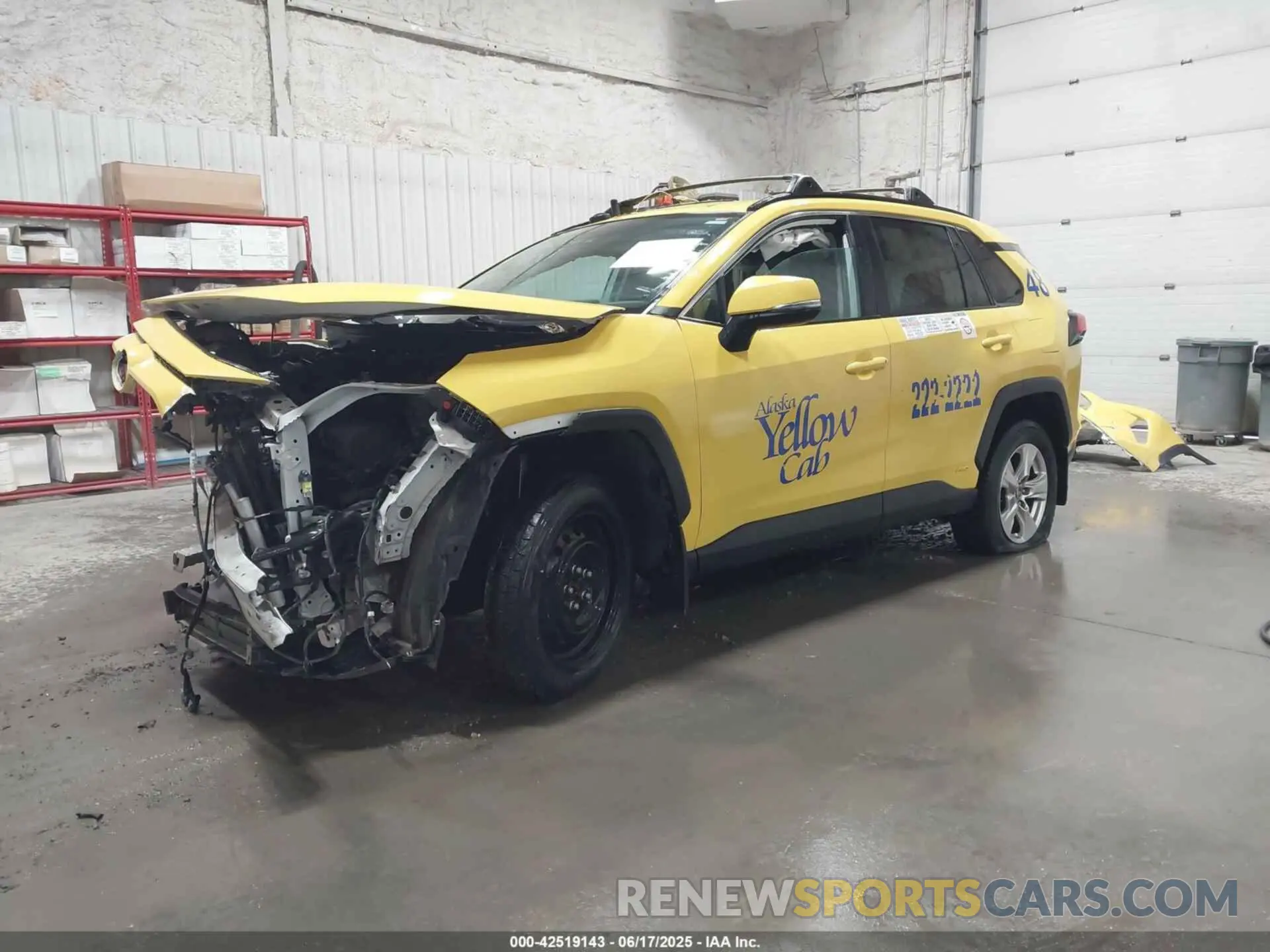 2 fotografías del automóvil dañado 2T3MWRFV0NW129205 TOYOTA RAV4 HYBRID 2022