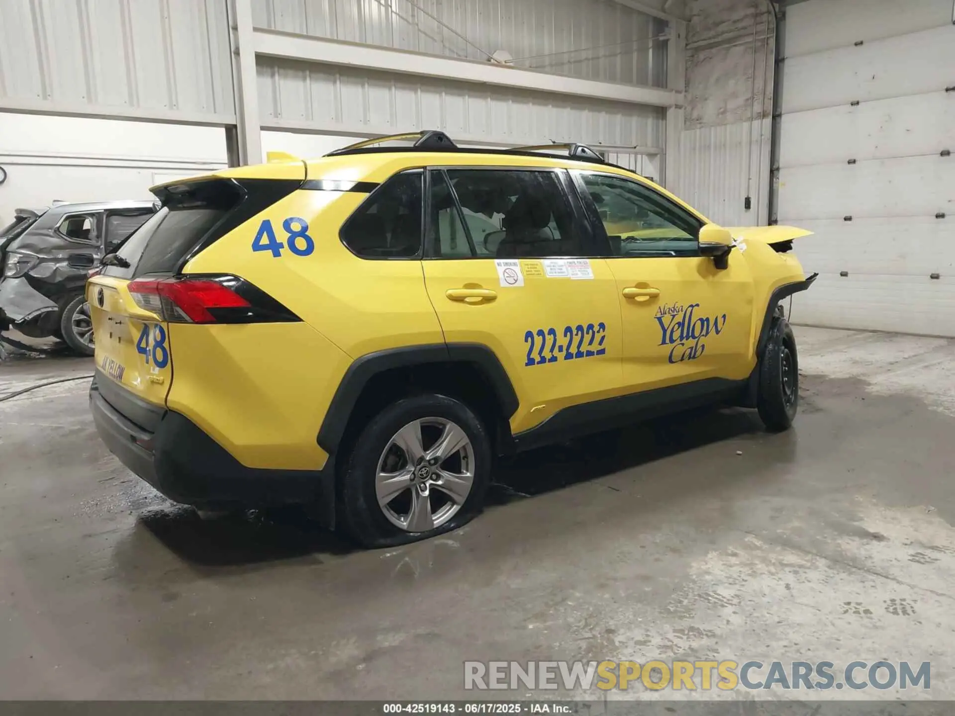 4 fotografías del automóvil dañado 2T3MWRFV0NW129205 TOYOTA RAV4 HYBRID 2022