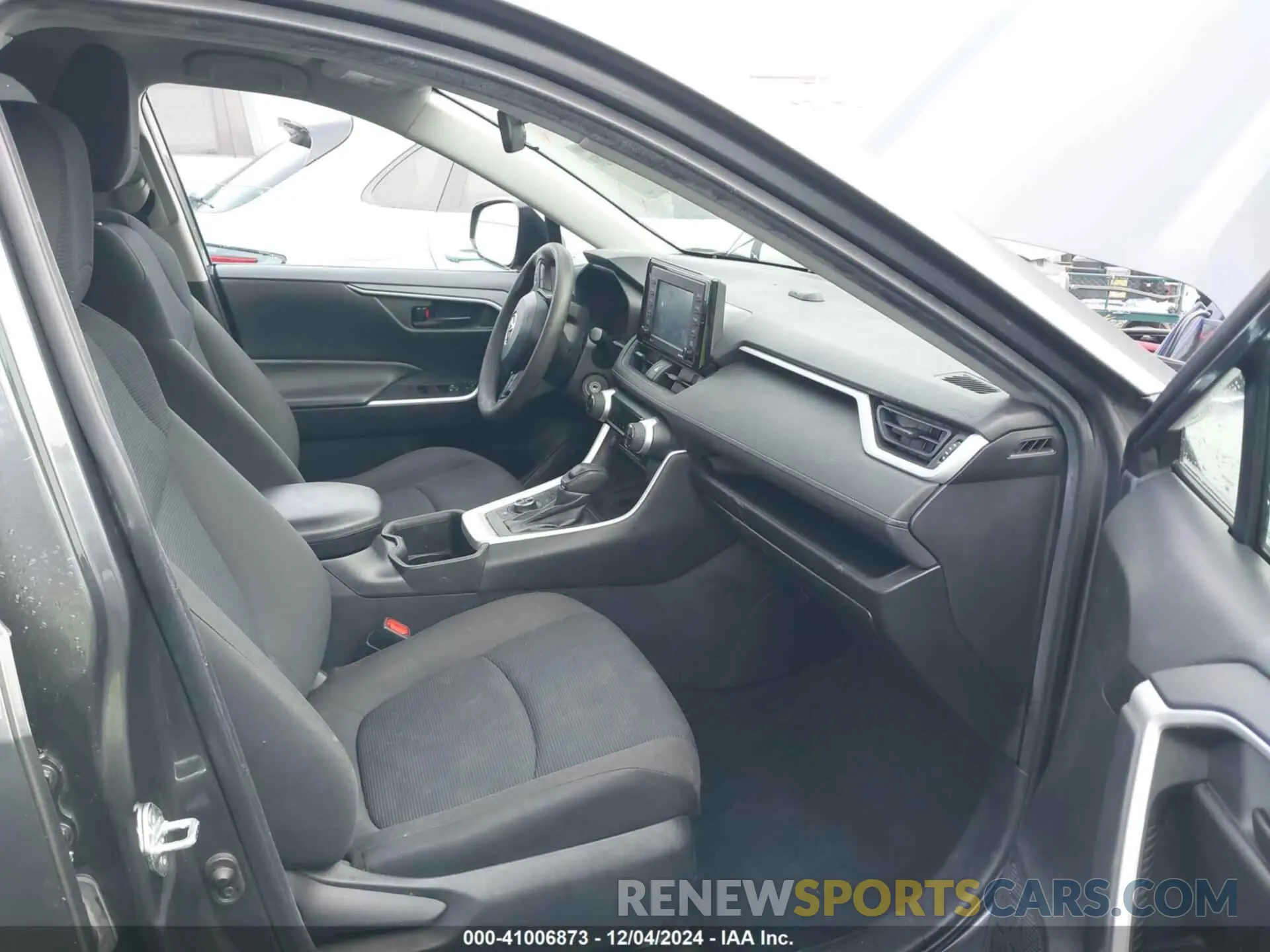 5 fotografías del automóvil dañado 2T3MWRFV3NW130123 TOYOTA RAV4 HYBRID 2022