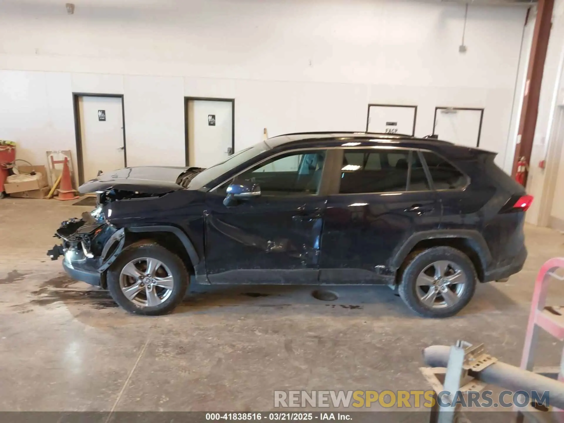 14 fotografías del automóvil dañado 2T3RWRFV8NW129832 TOYOTA RAV4 HYBRID 2022
