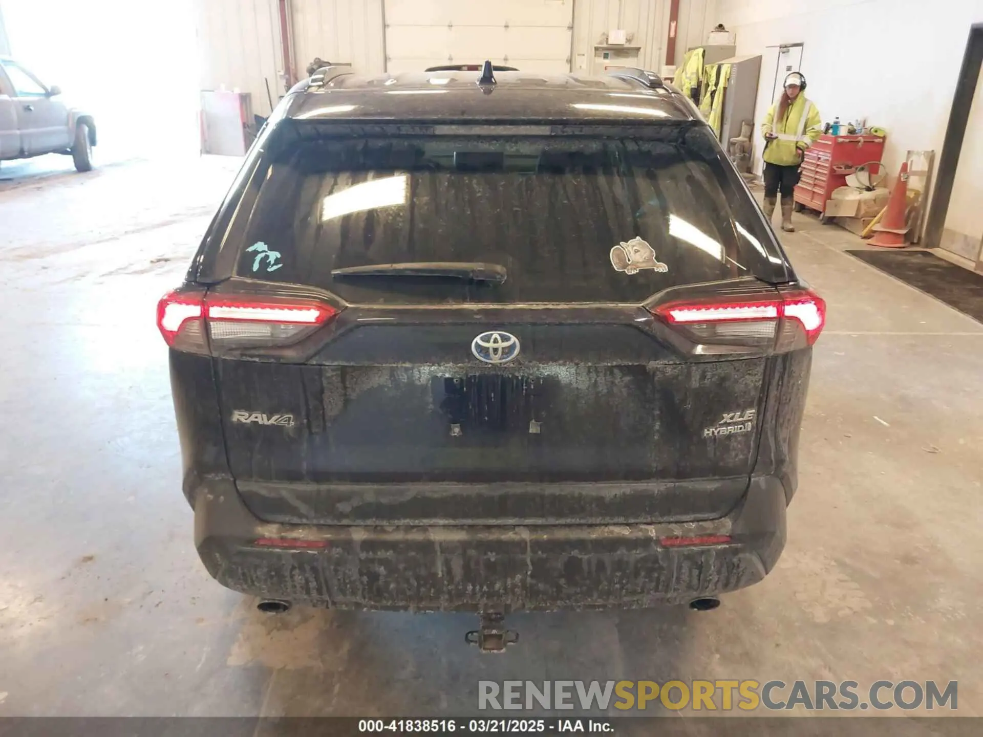 16 fotografías del automóvil dañado 2T3RWRFV8NW129832 TOYOTA RAV4 HYBRID 2022