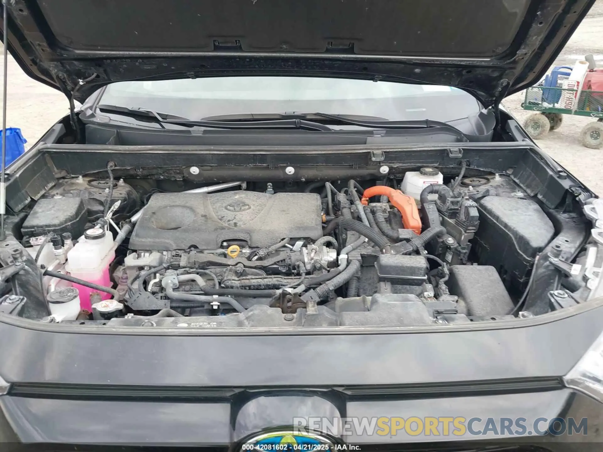 10 fotografías del automóvil dañado 2T3T6RFV2NW031305 TOYOTA RAV4 HYBRID 2022