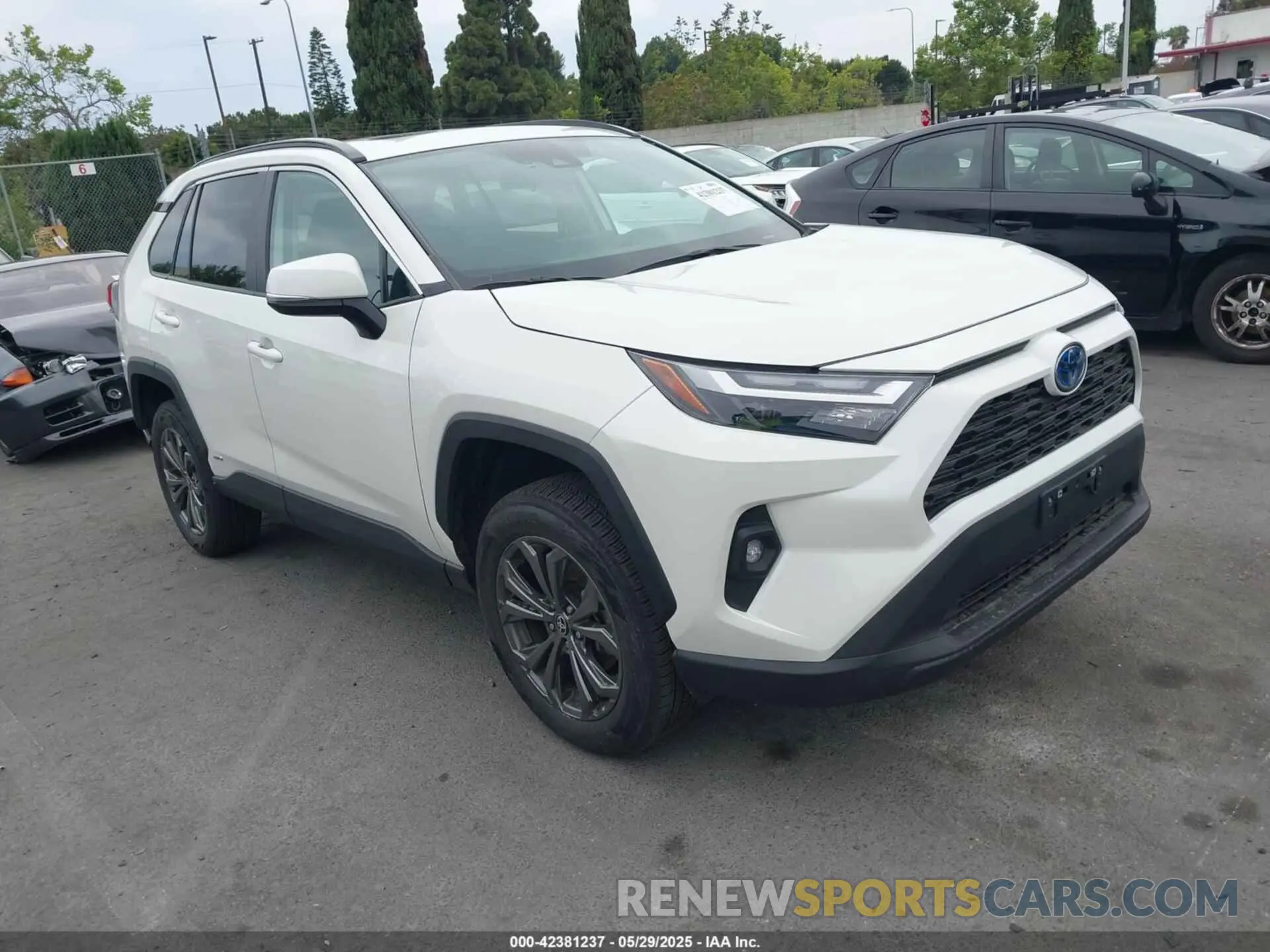 1 fotografías del automóvil dañado 4T3B6RFV0NU103453 TOYOTA RAV4 HYBRID 2022