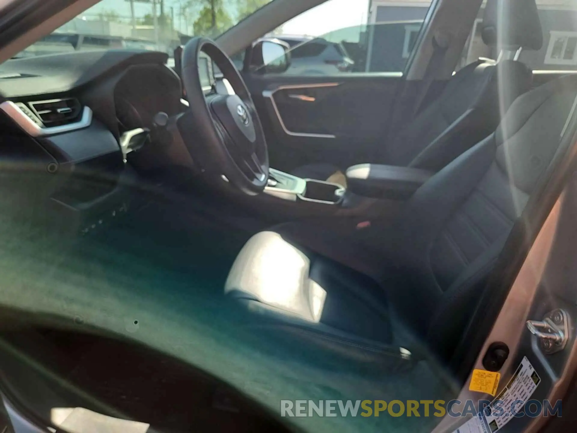 9 fotografías del automóvil dañado 4T3B6RFV4NU084647 TOYOTA RAV4 HYBRID 2022