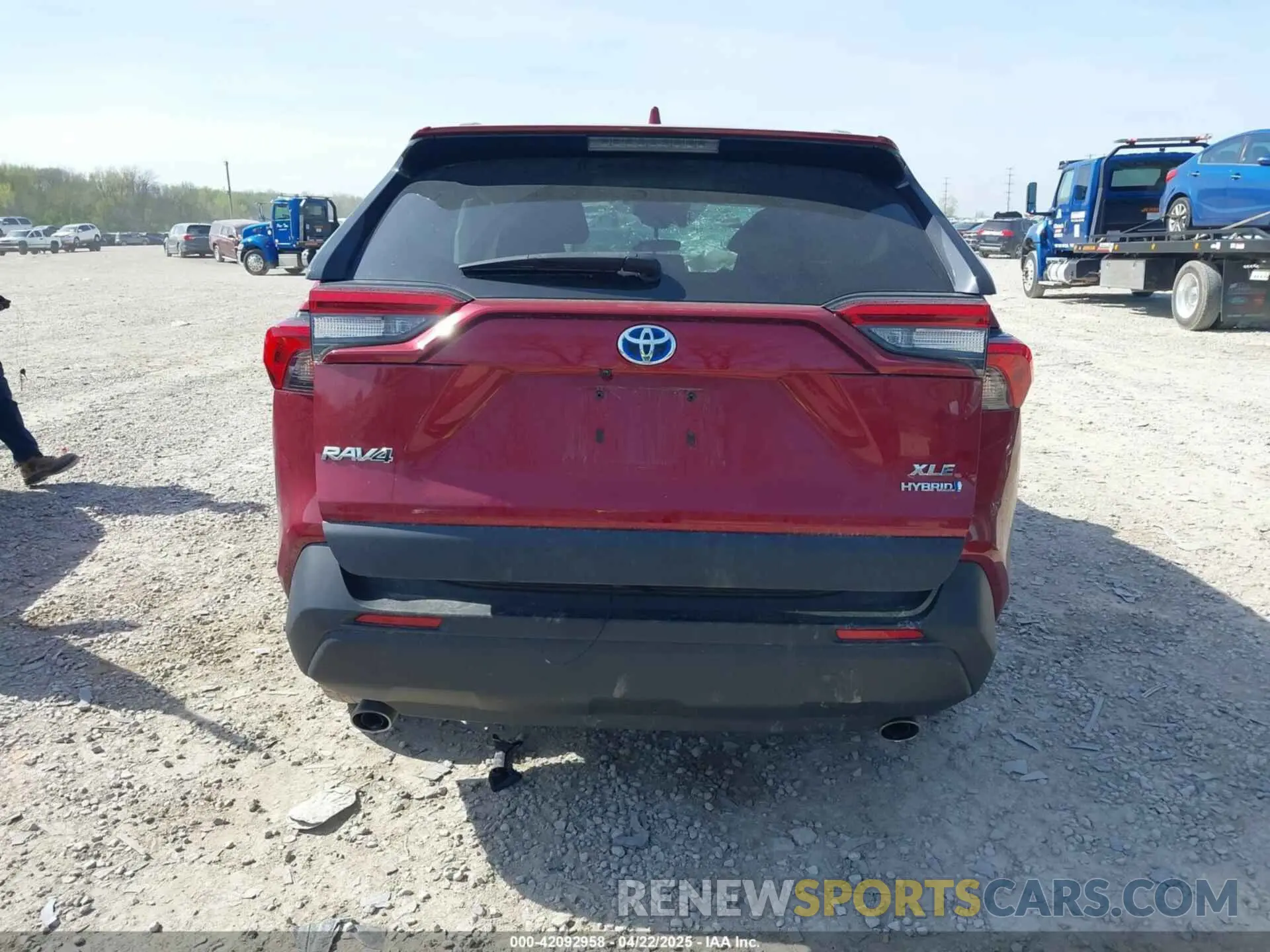 17 fotografías del automóvil dañado 4T3B6RFV7NU084092 TOYOTA RAV4 HYBRID 2022