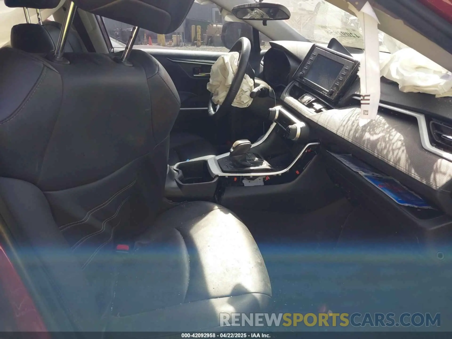 5 fotografías del automóvil dañado 4T3B6RFV7NU084092 TOYOTA RAV4 HYBRID 2022