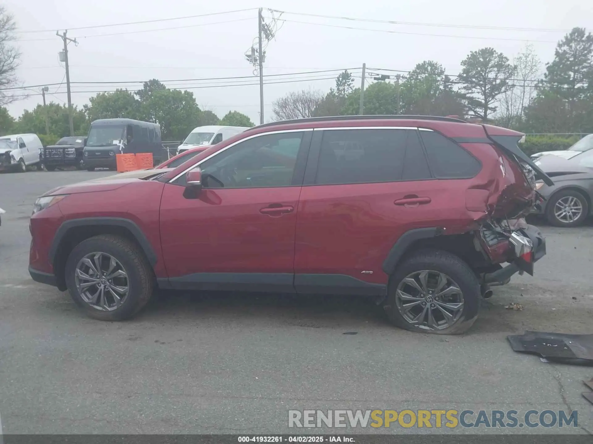13 fotografías del automóvil dañado 4T3B6RFV8NU066216 TOYOTA RAV4 HYBRID 2022
